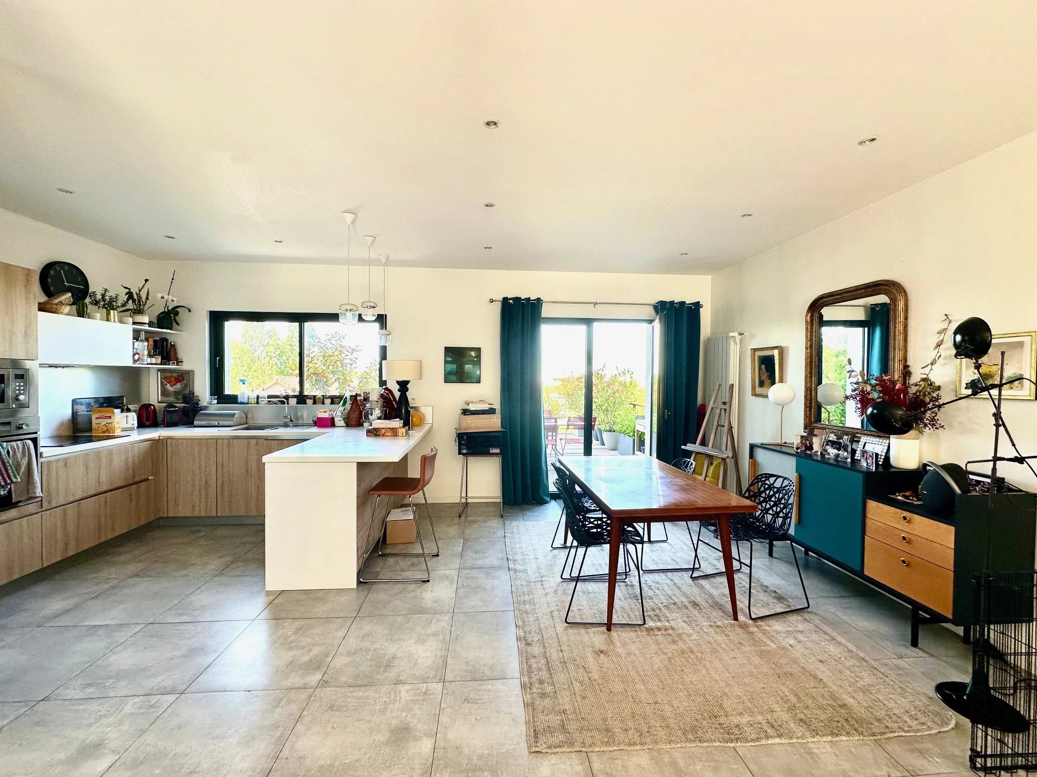 118 m² House in Cachan Coteau Area