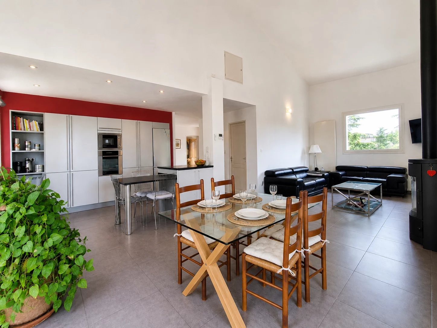 À VENDRE : PROPRIÉTÉ DE 164 M² À FABRÈGUES (34690)