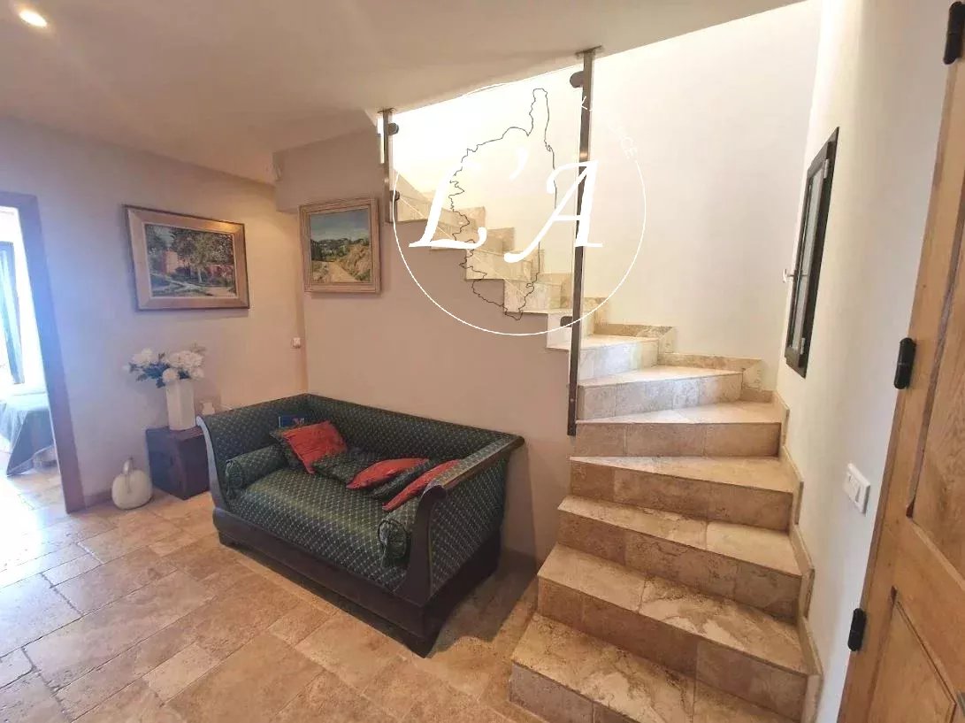 Exceptional Property with Sea View - Les Hauts de la Testa