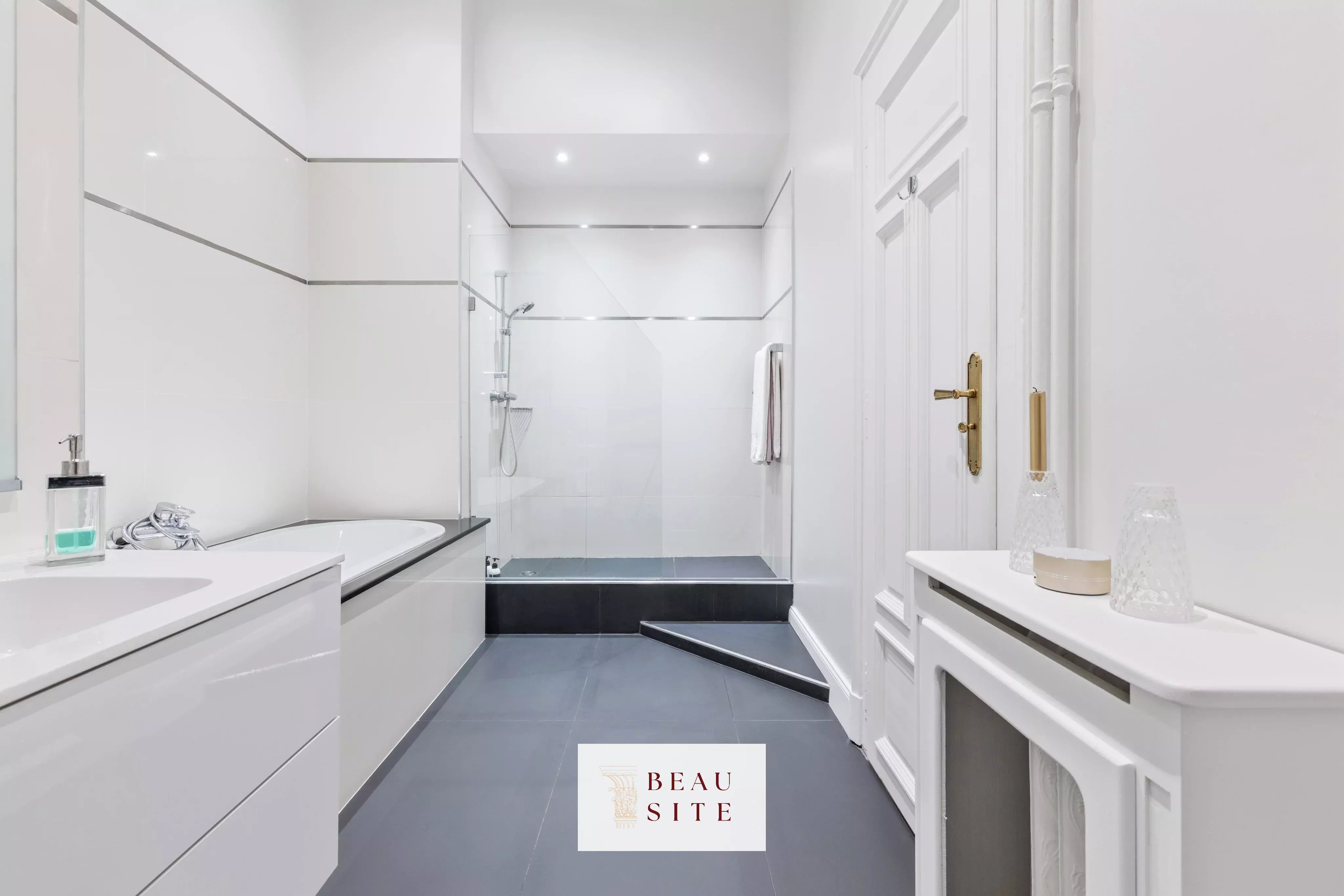 Nice - Bas Cimiez : Appartement bourgeois 4 pièces d’exception