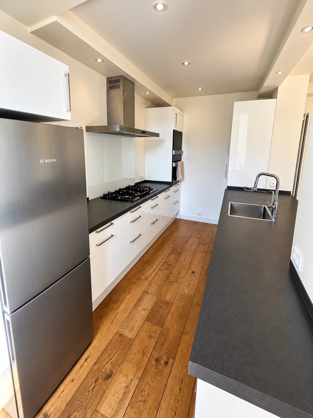 MONTREUIL CENTRE-VILLE – MAISON D’ARCHITECTE AVEC JARDIN – 165,51 M²