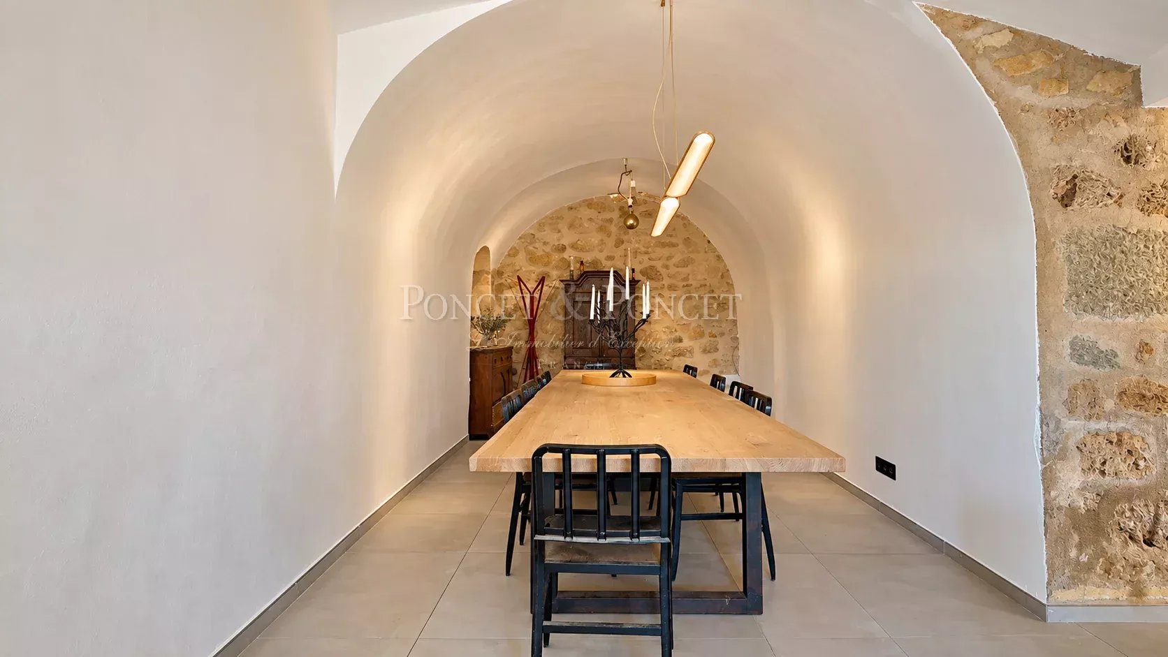 Propriété de caractère proche Montpellier 7,3 ha très calme