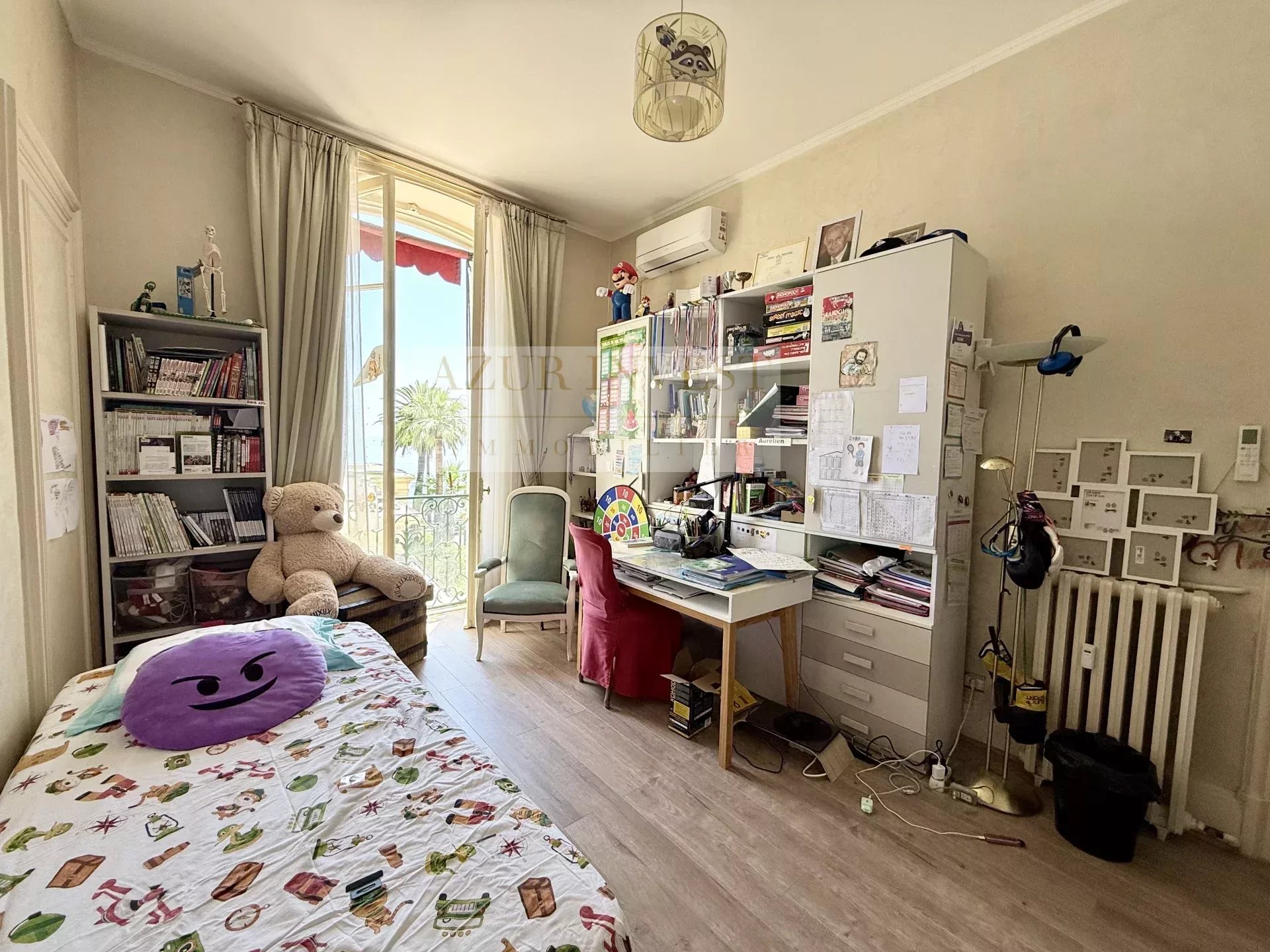 VENTE 2 PIECES PALACE FRONT DE MER MENTON