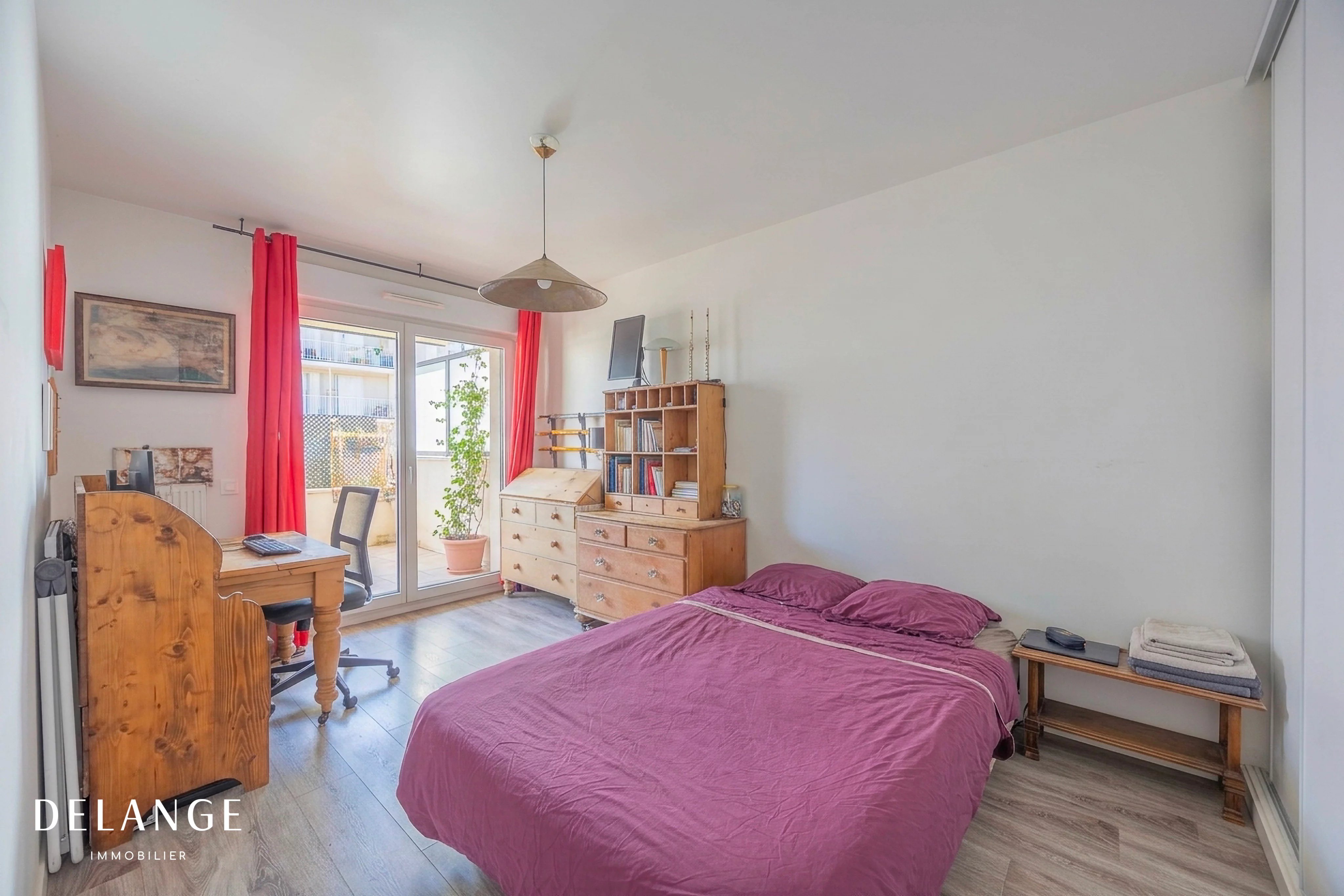 MAIRIE DE MONTREUIL - Appartement 3 pièces de 62,21m²