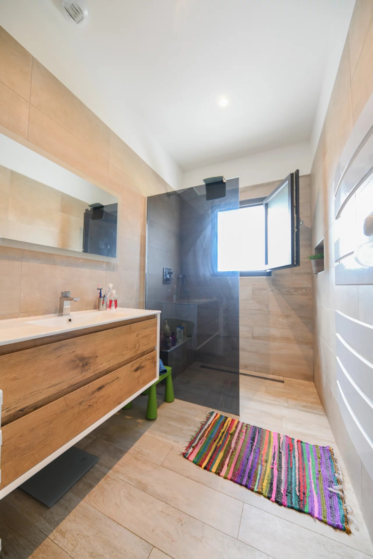 15 minutes d'Uzès villa contemporaine avec piscine
