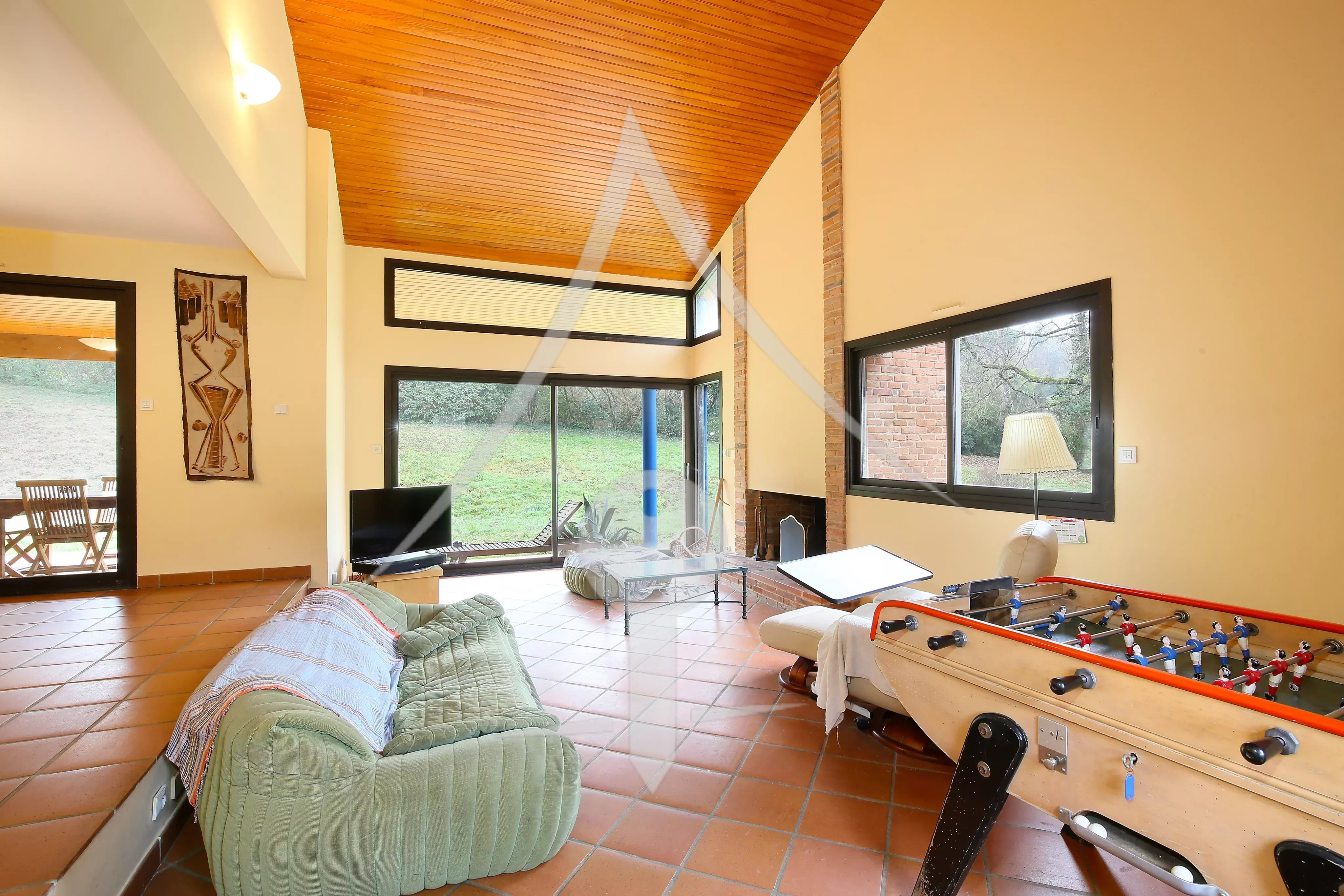 Spacious 7-Room House in Vieille-Toulouse