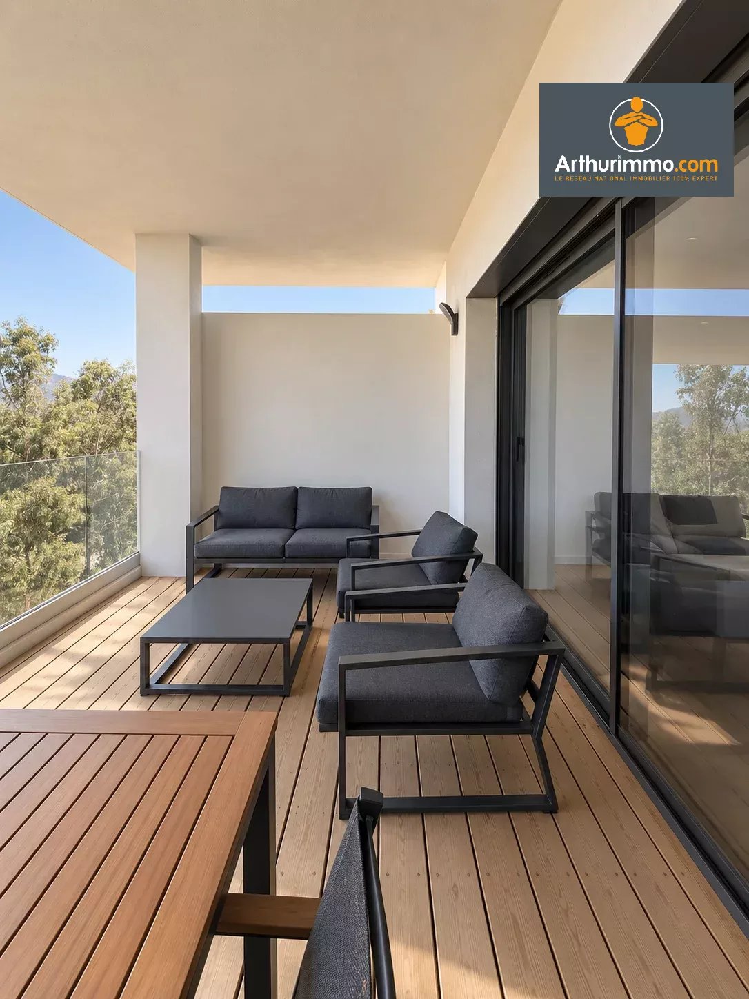 Sale Porticcio large T2 with terrace and sea view