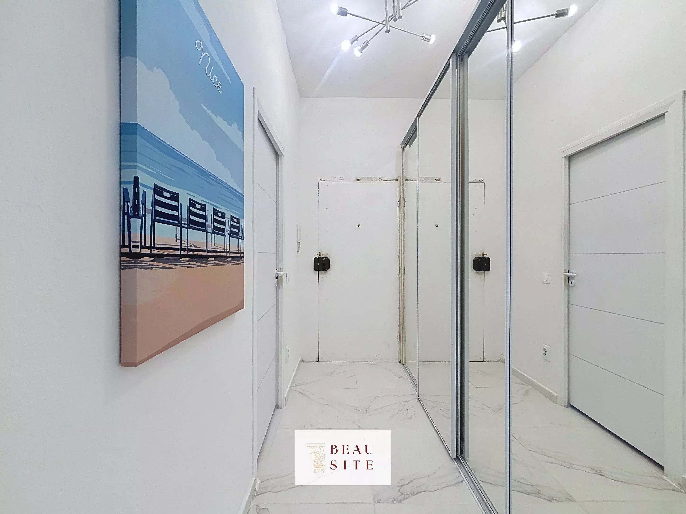 Nice - Fleurs :  Charmant 2 pièces meublé 32 m²