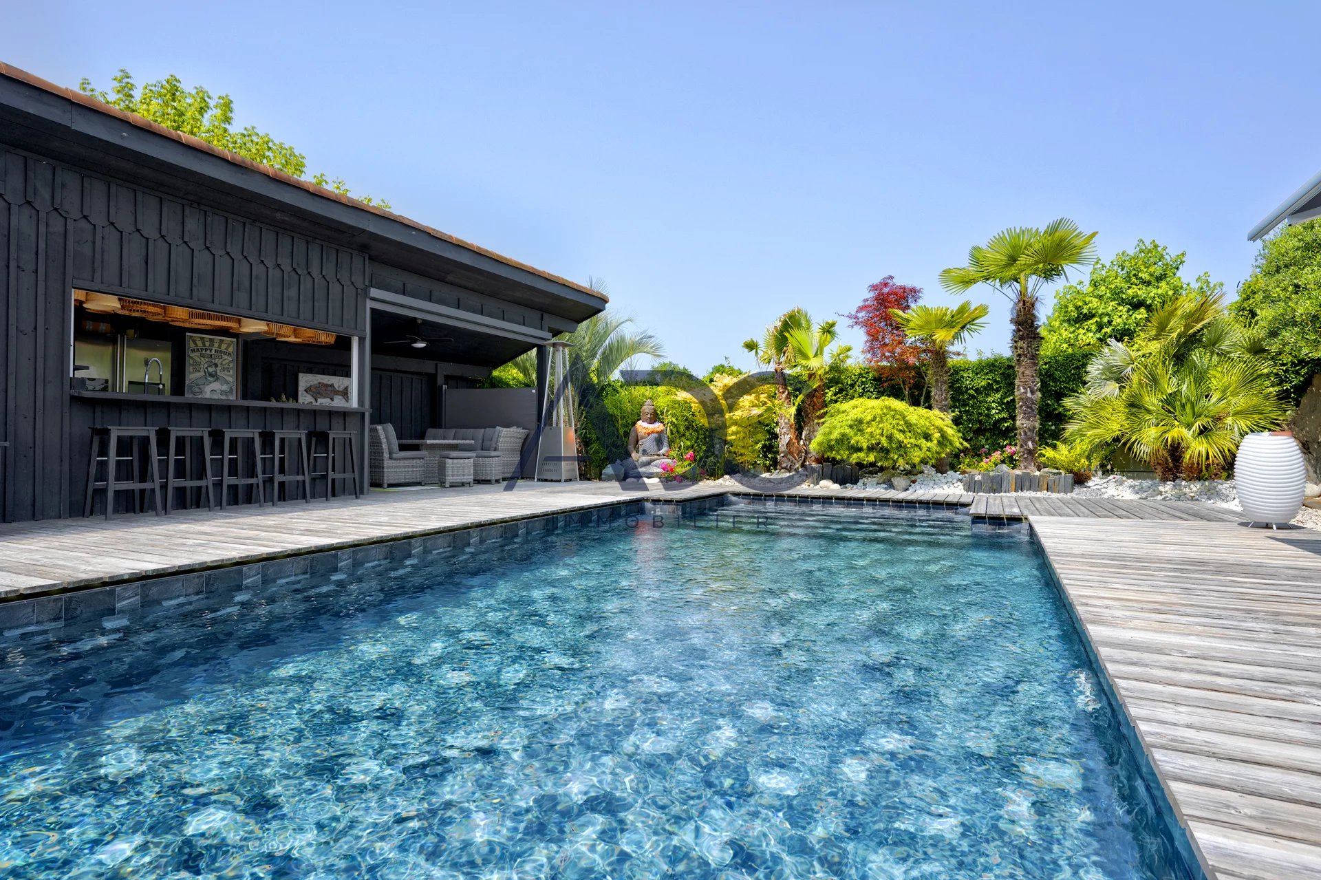 MARTIGNAS SUR JALLE - PROPRIETE D’EXCEPTION 210 m2 - PISCINE JARDIN EXOTIQUE GARAGE - ELEGANCE & ART DE VIVRE AUX PORTES DE BORDEAUX