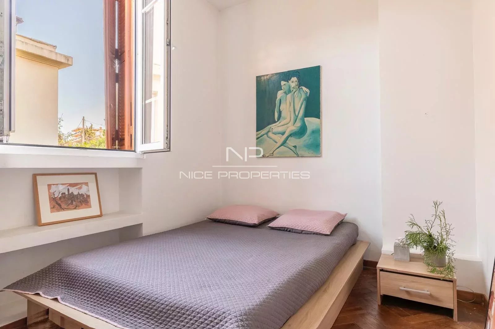 Proche Promenade, Hôtel particulier, 2 appartements 122 m2