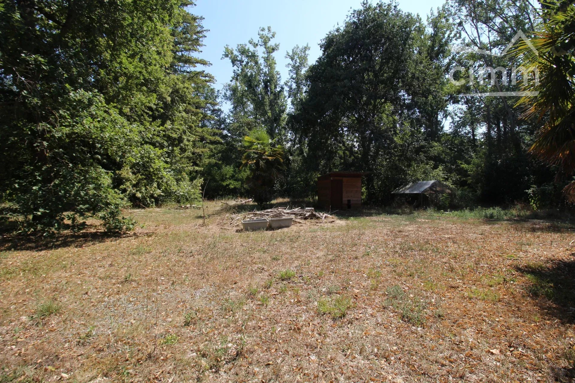 Villa of 212 m² of living space with an independent dwelling on a 5340 m² plot