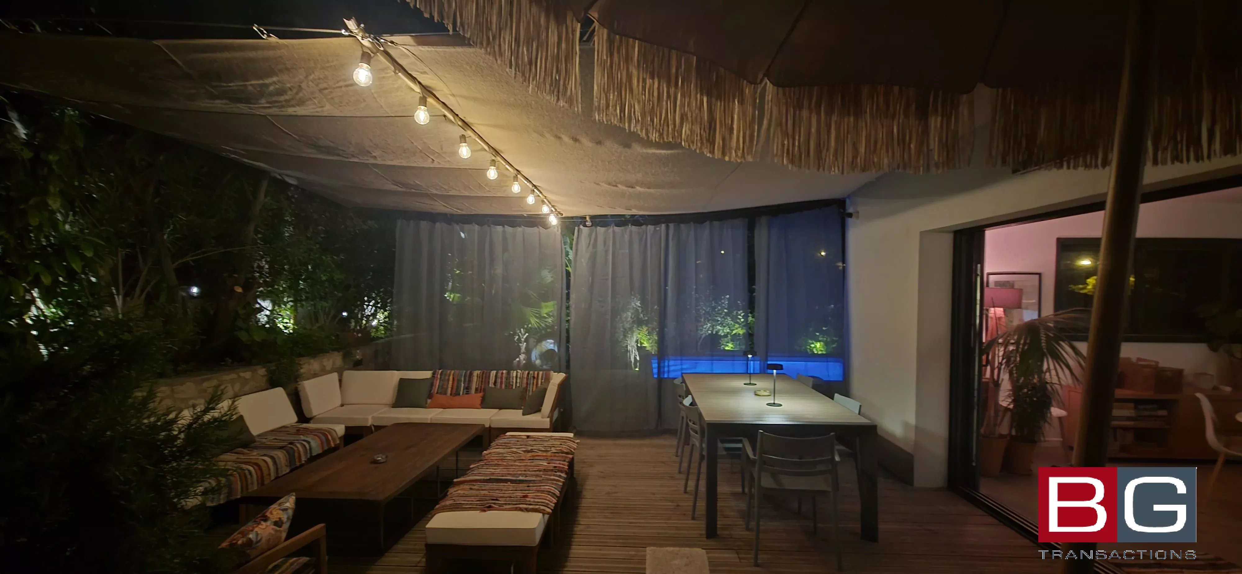 Vallauris "proche centre" Villa de style contemporain