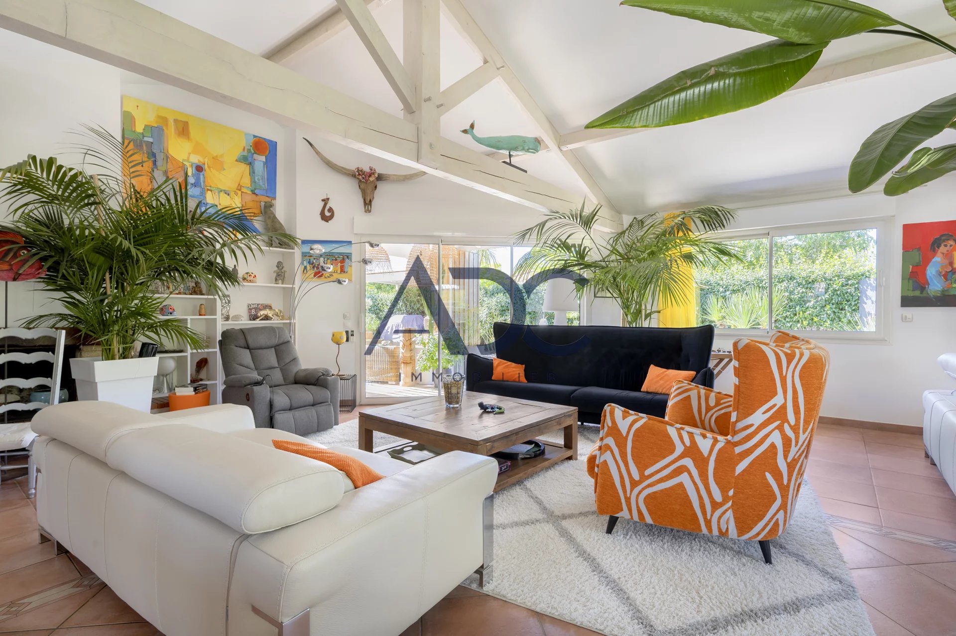 MARTIGNAS SUR JALLE - PROPRIETE D’EXCEPTION 210 m2 - PISCINE JARDIN EXOTIQUE GARAGE - ELEGANCE & ART DE VIVRE AUX PORTES DE BORDEAUX