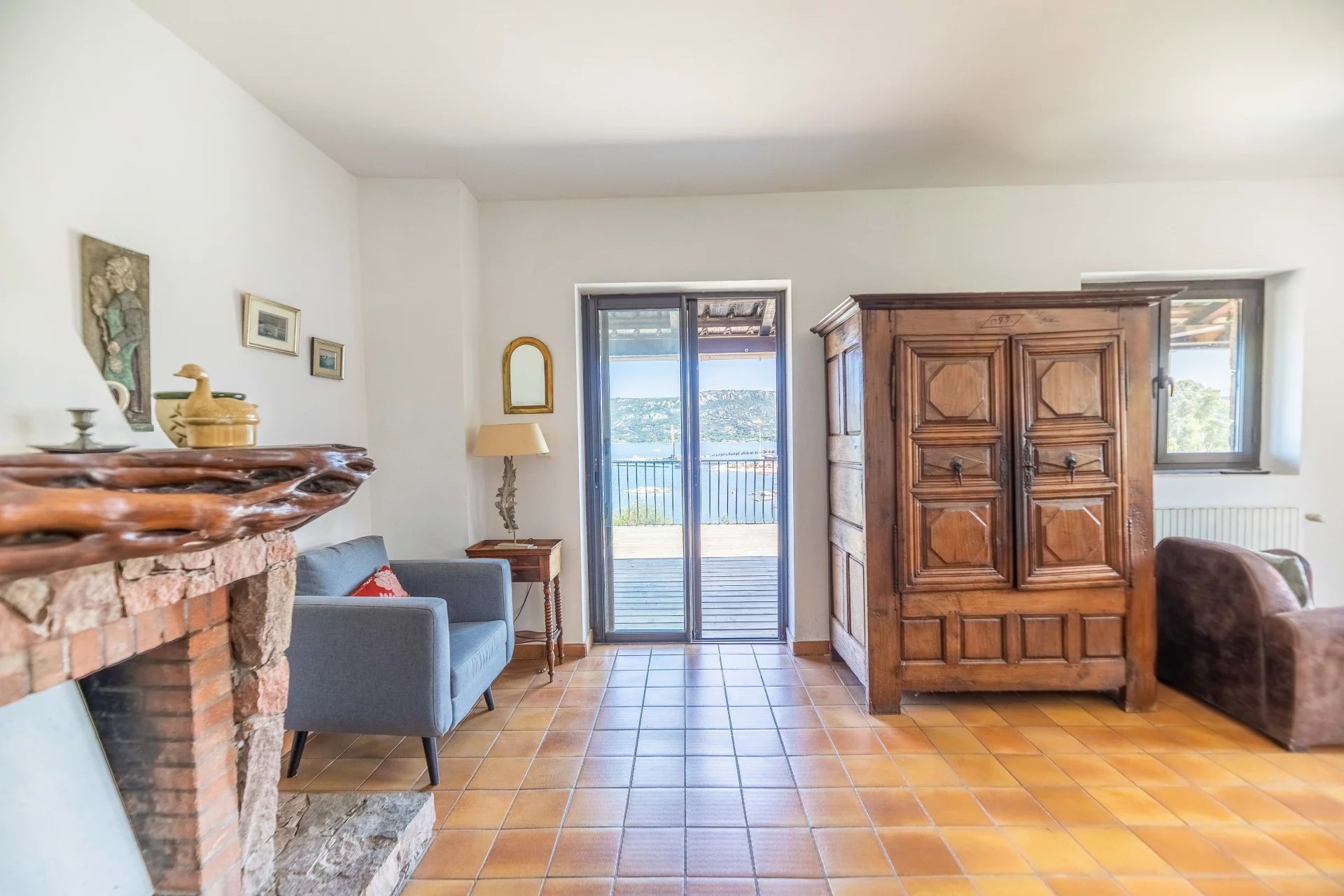 VILLA A SCOPERTA