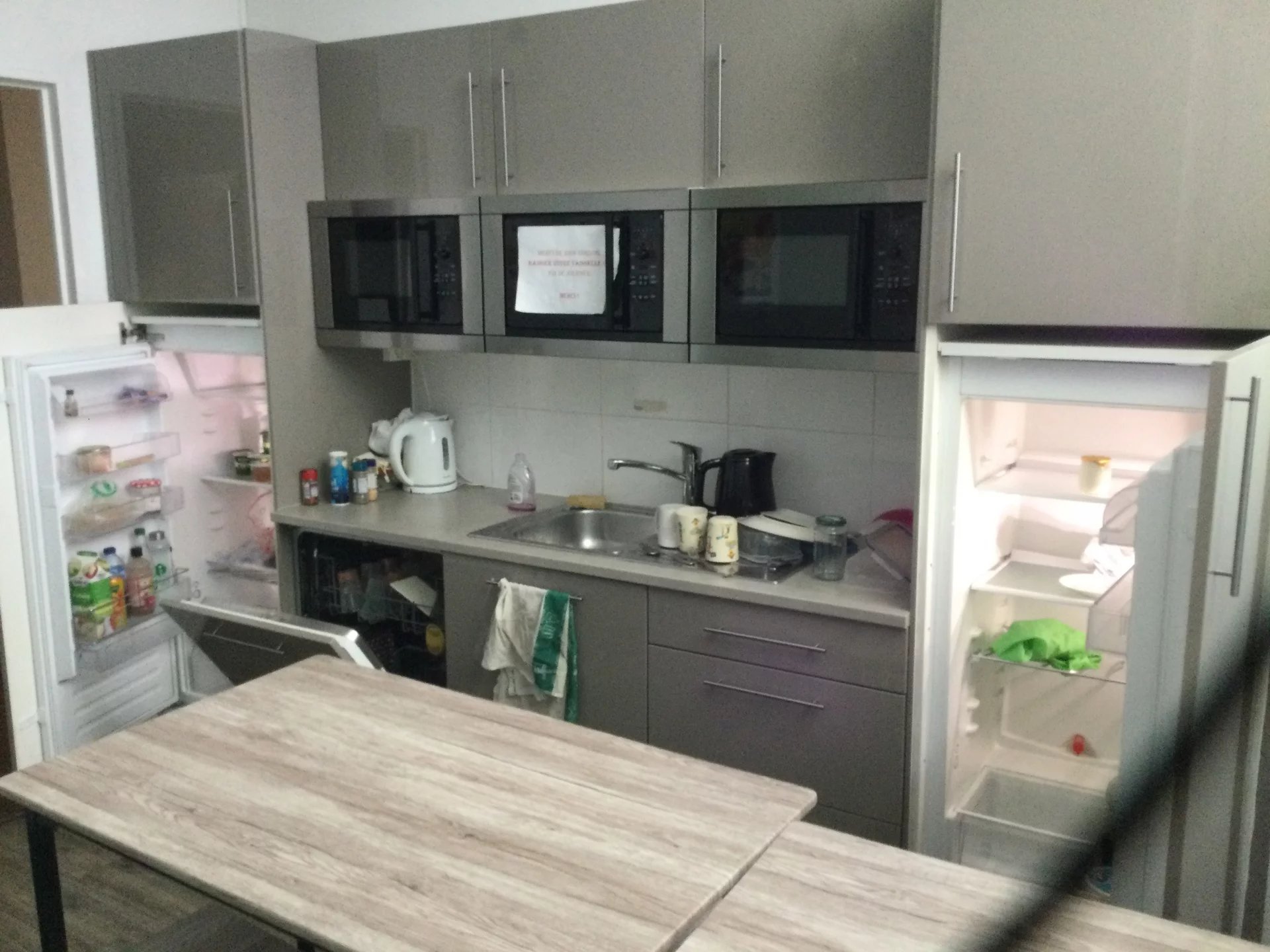 EXCLUSIVITÉ - IMMEUBLE 1 500 M² AVEC 6 PARKINGS
