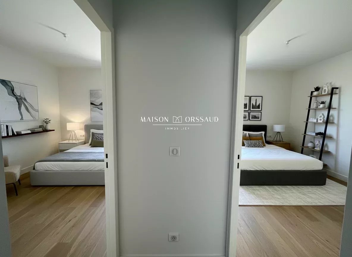 EXCLUSIVITÉ MAISON AVEC JARDIN ET DOUBLE GARAGE - CENTRE HISTORIQUE