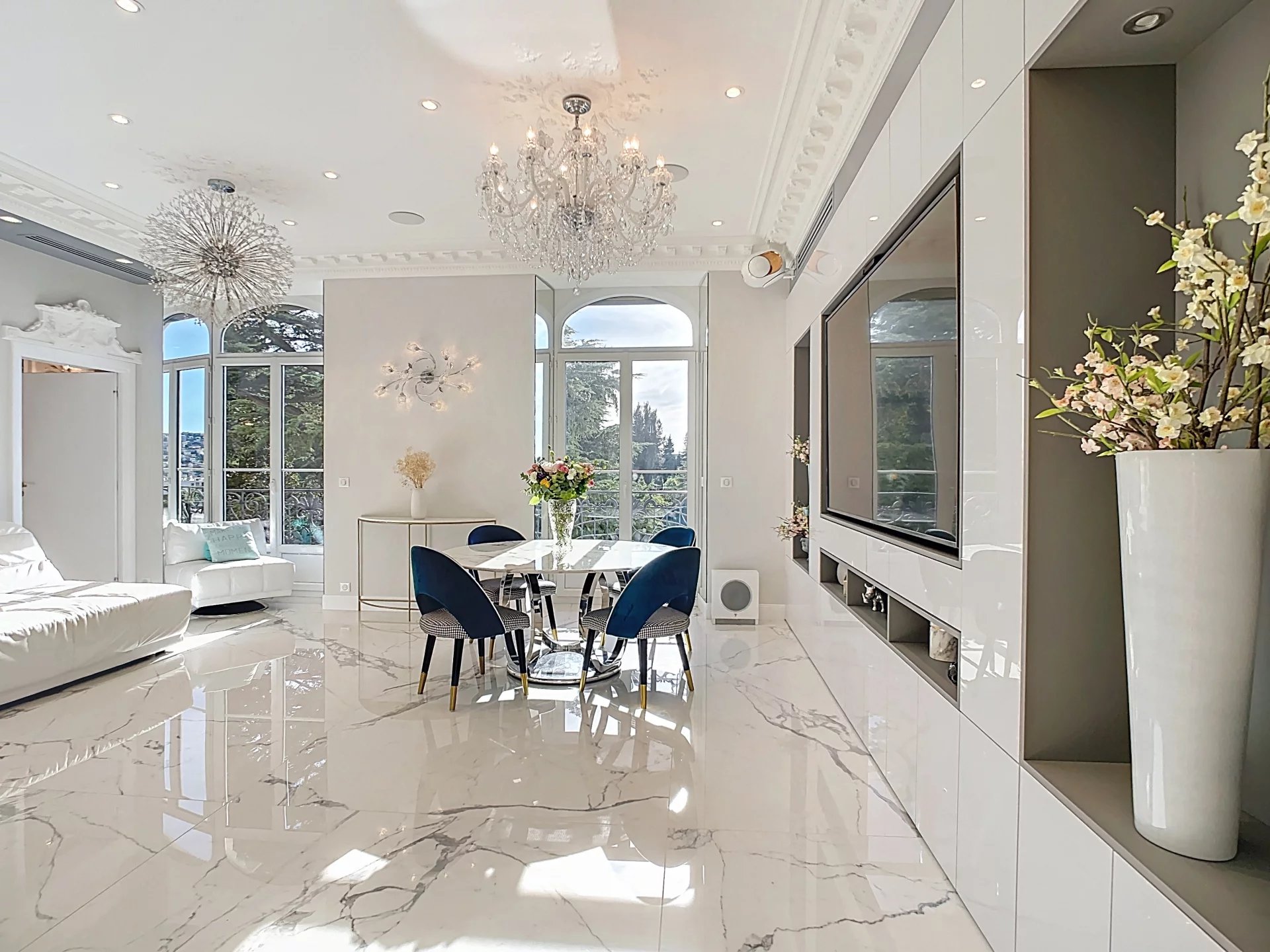 Nice - Cimiez : Winter Palace - luxueux 4 pièces rénové