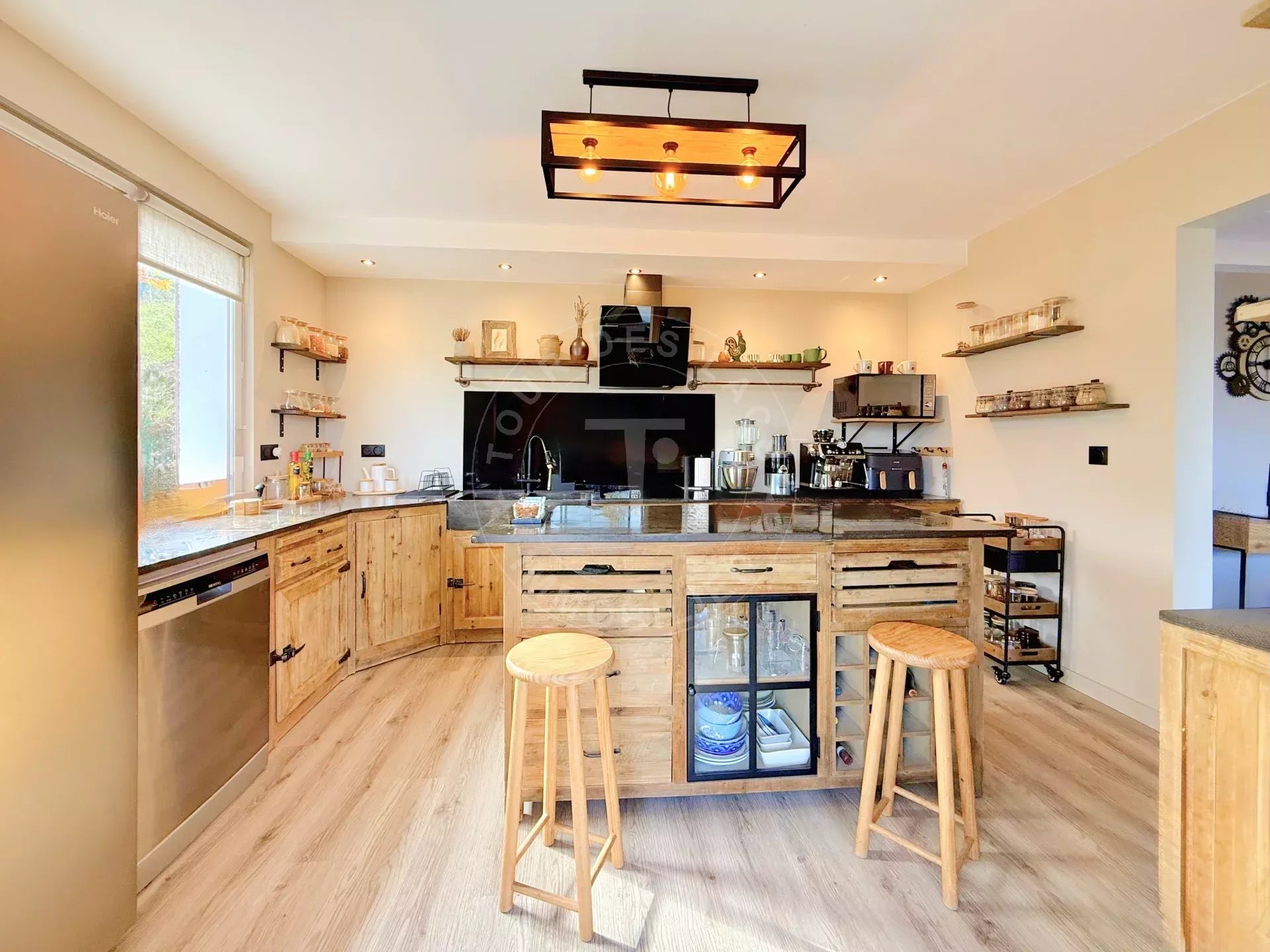 SOUS-OFFRE - Chalet vue panoramique sur le lac d’Annecy – Sevrier