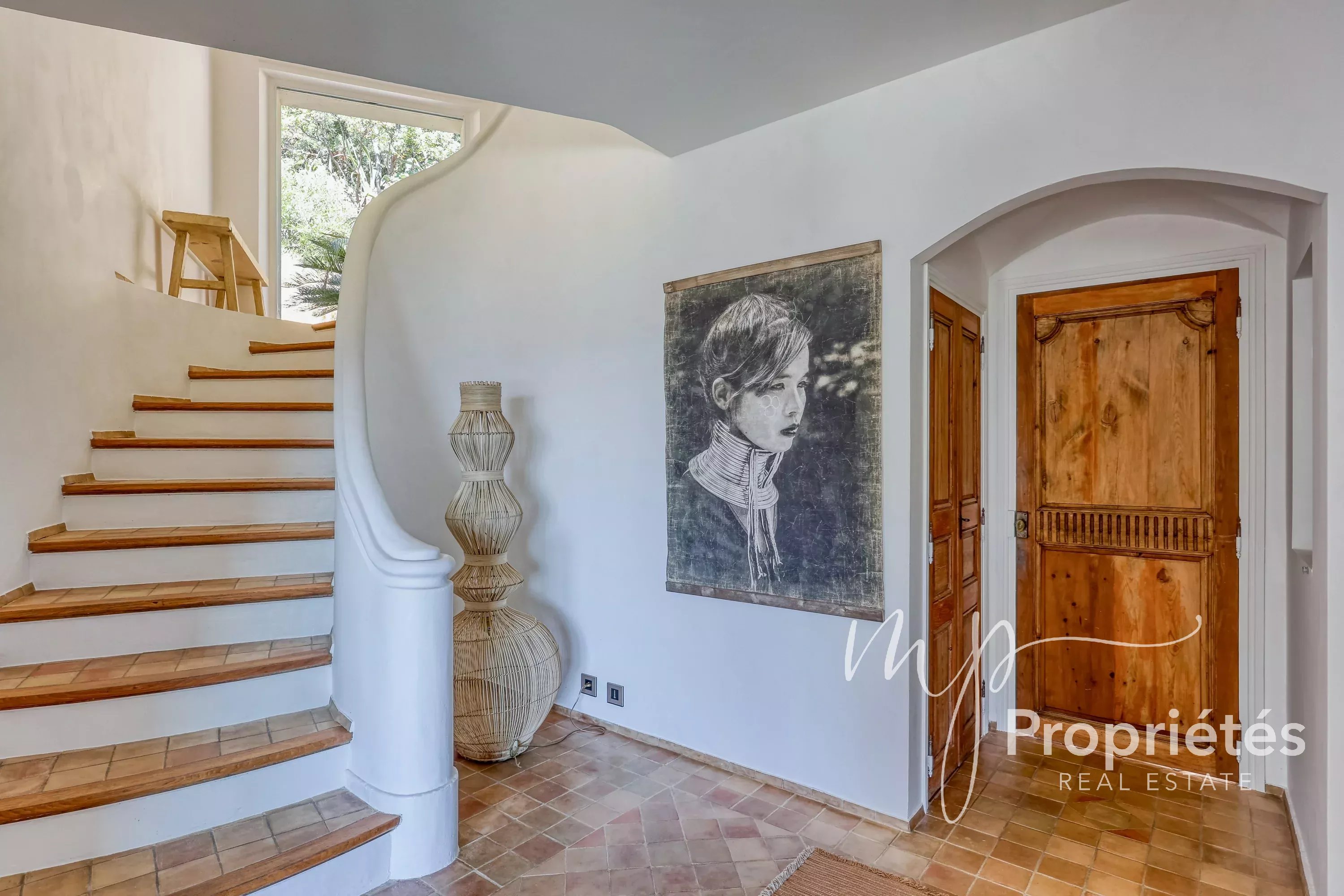 EXCLUSIVITE - Propriété d'exception 9 pièces