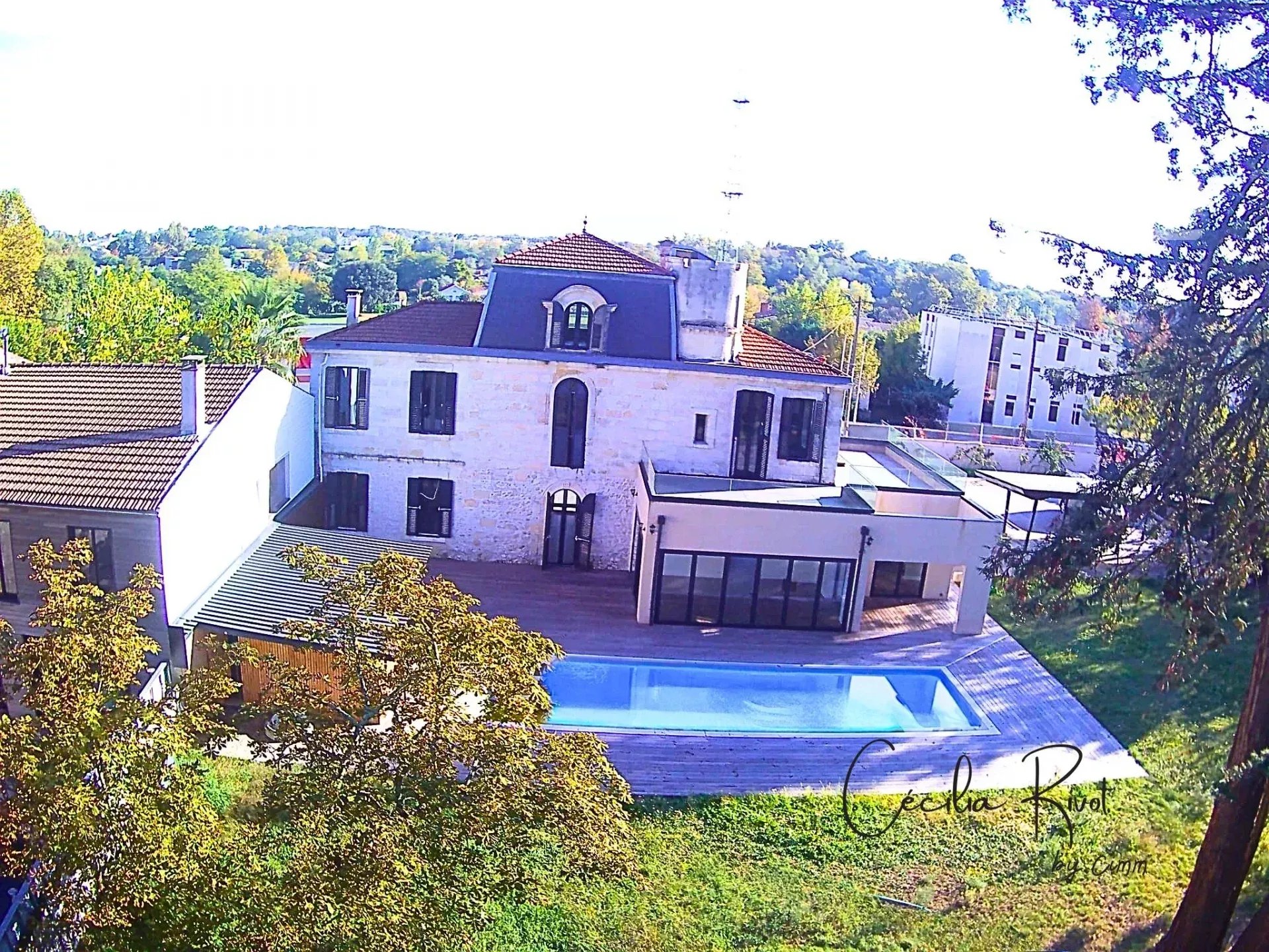 Demeure d'exception avec 5 chambres à Villenave d'Ornon
