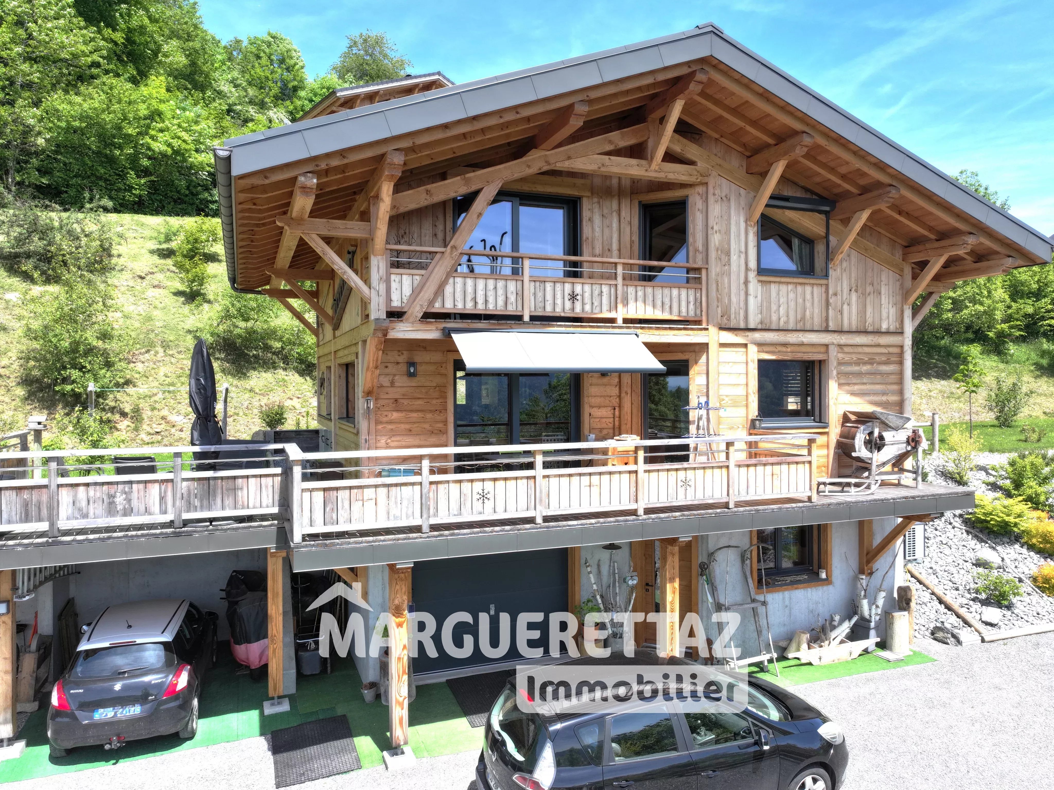 Chalet 4 pièces avec vue panoramique à Verchaix