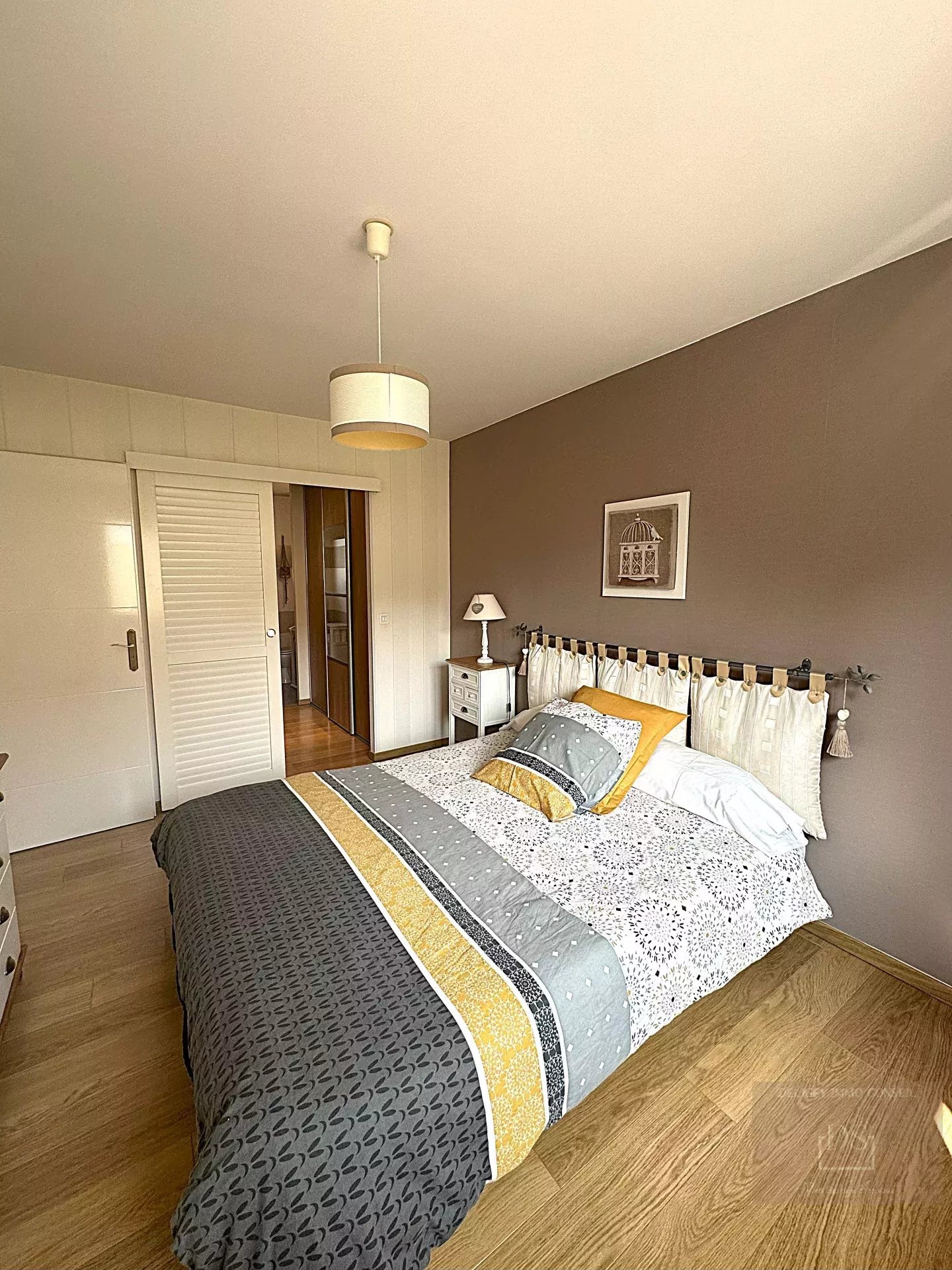 HOUSE 5 ROOMS 125 M2