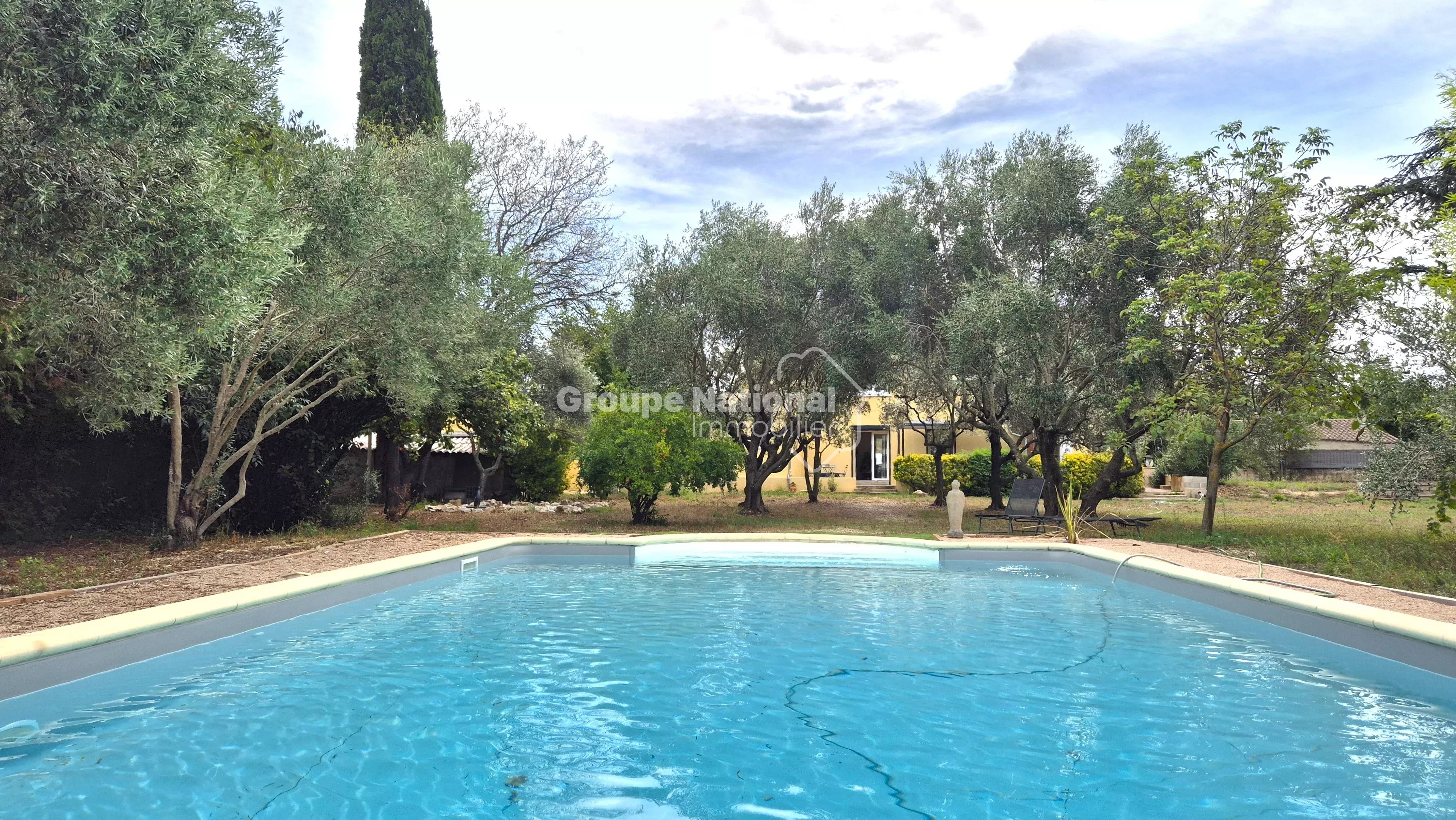 AUBIGNAN - MAISON SUR 2703 M² DE TERRAIN