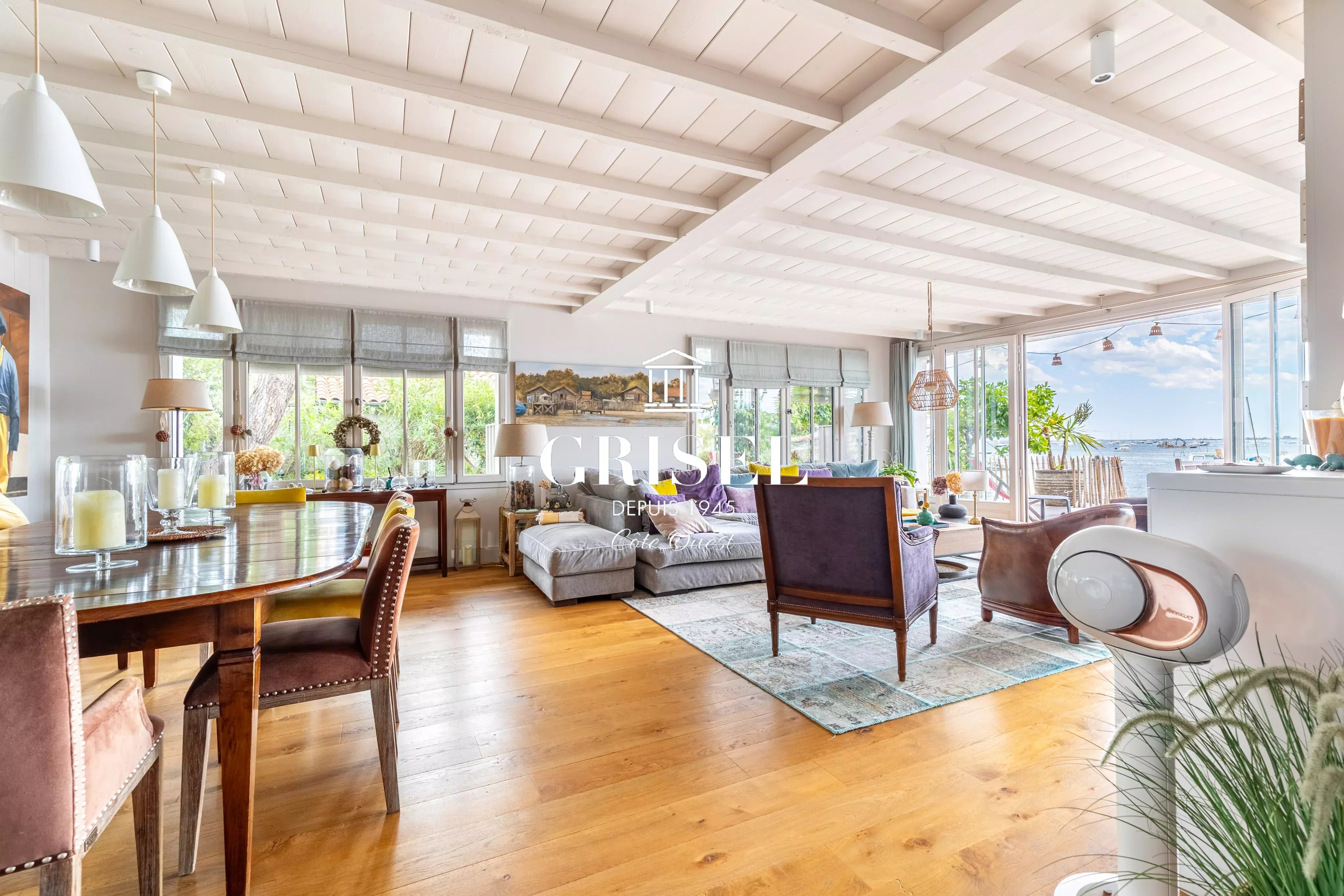 À Vendre  Maison d'Exception avec Vue Panoramique sur le Bassin d'Arcachon