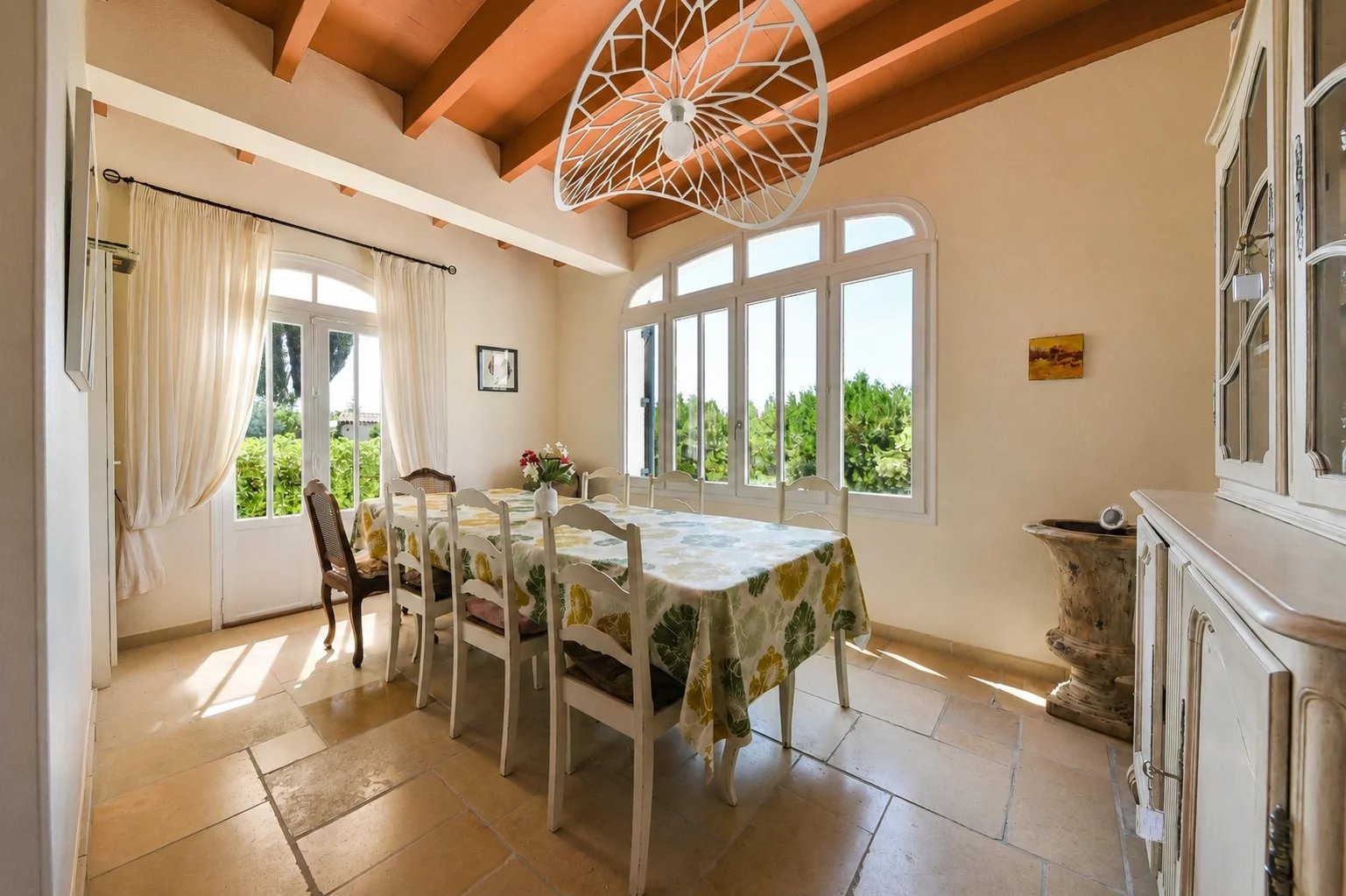 Uzès : charmante maison au cœur d'un bel environnement