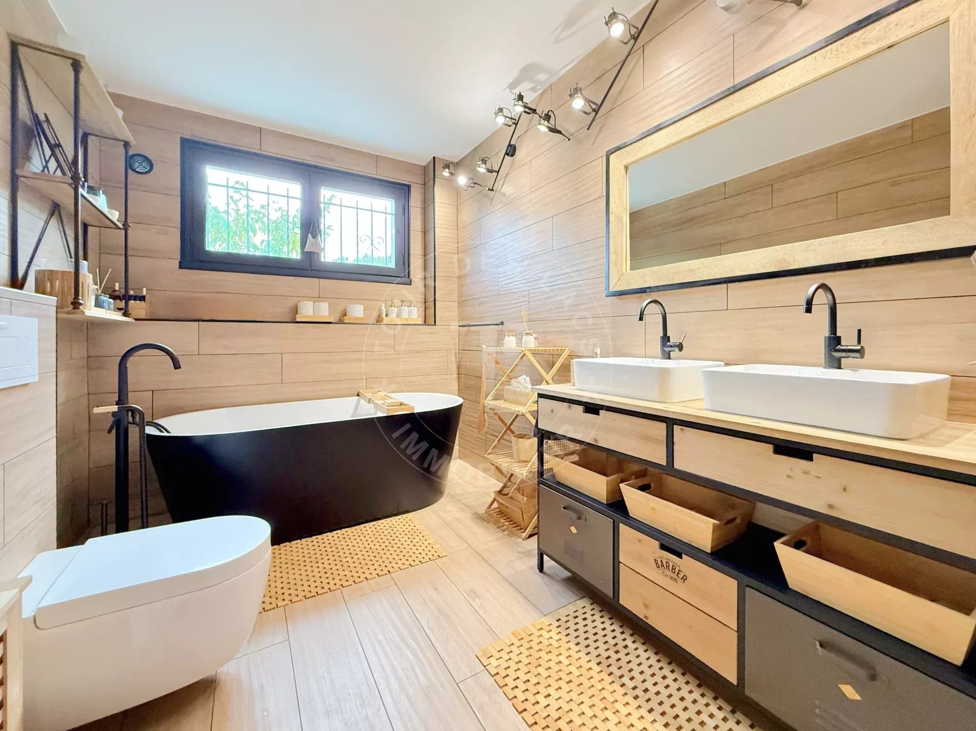 SOUS-OFFRE - Chalet vue panoramique sur le lac d’Annecy – Sevrier