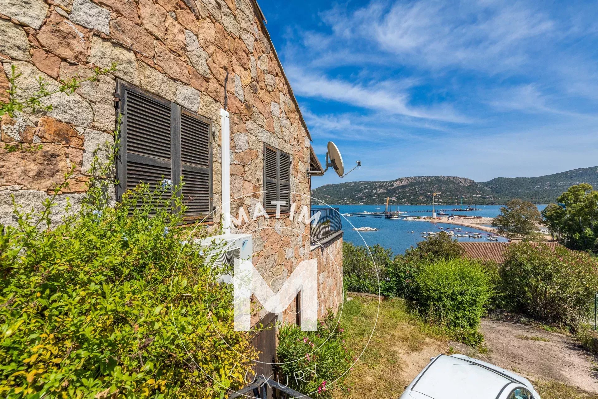 VILLA A SCOPERTA