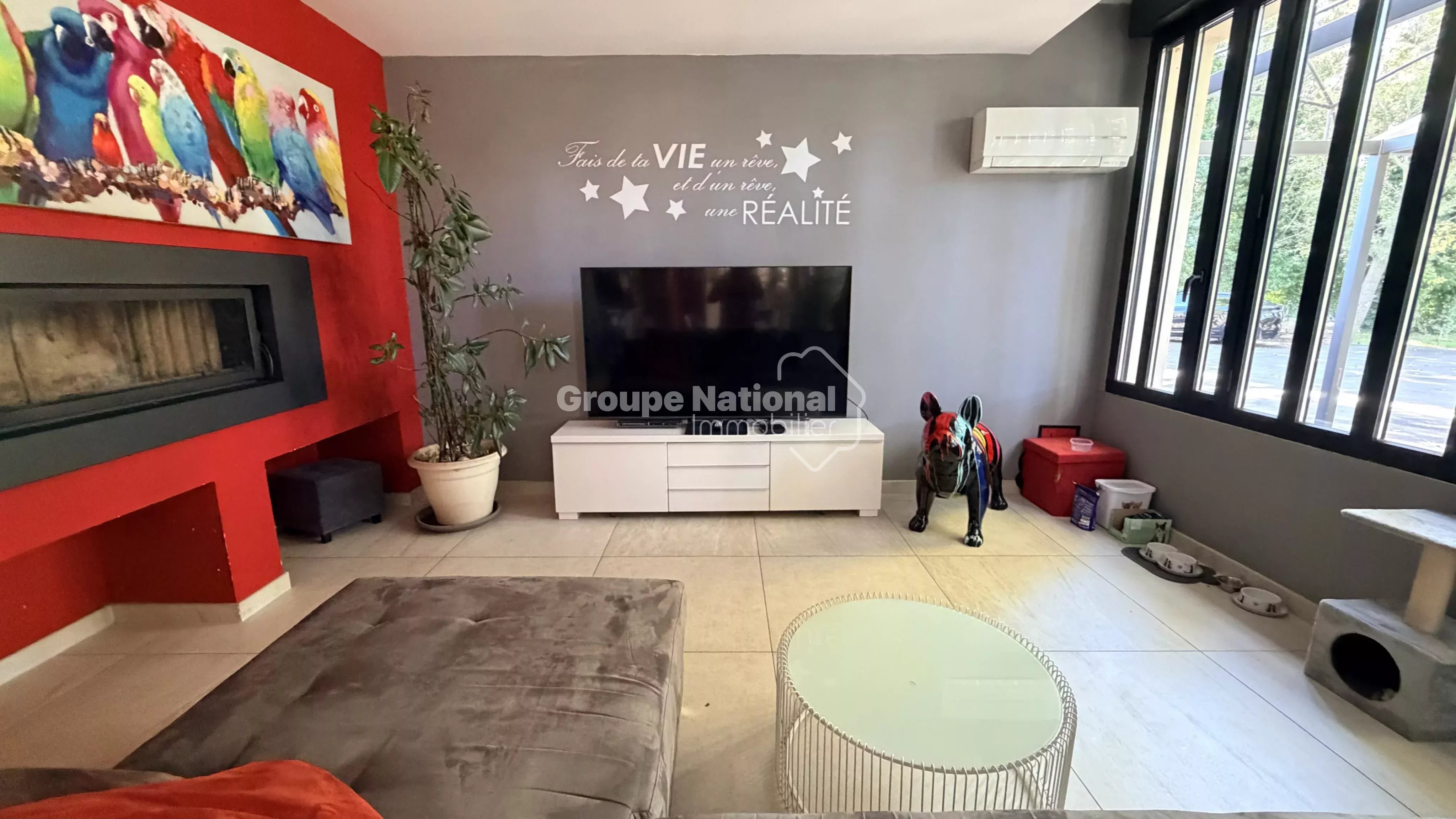 BEDARRIDES - MAS RENOVE EN 2016 DANS UN MAGNIFIQUE PARC ARBORE DE 5 810 M² AVEC PISCINE, 4 GARAGES