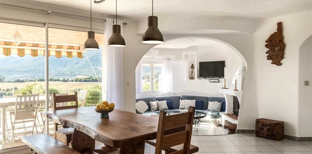 Belle propriété composée de deux villas