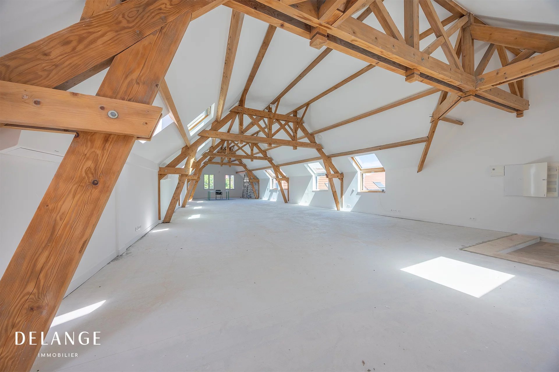 Loft 177 m² EPC A · Mixed use