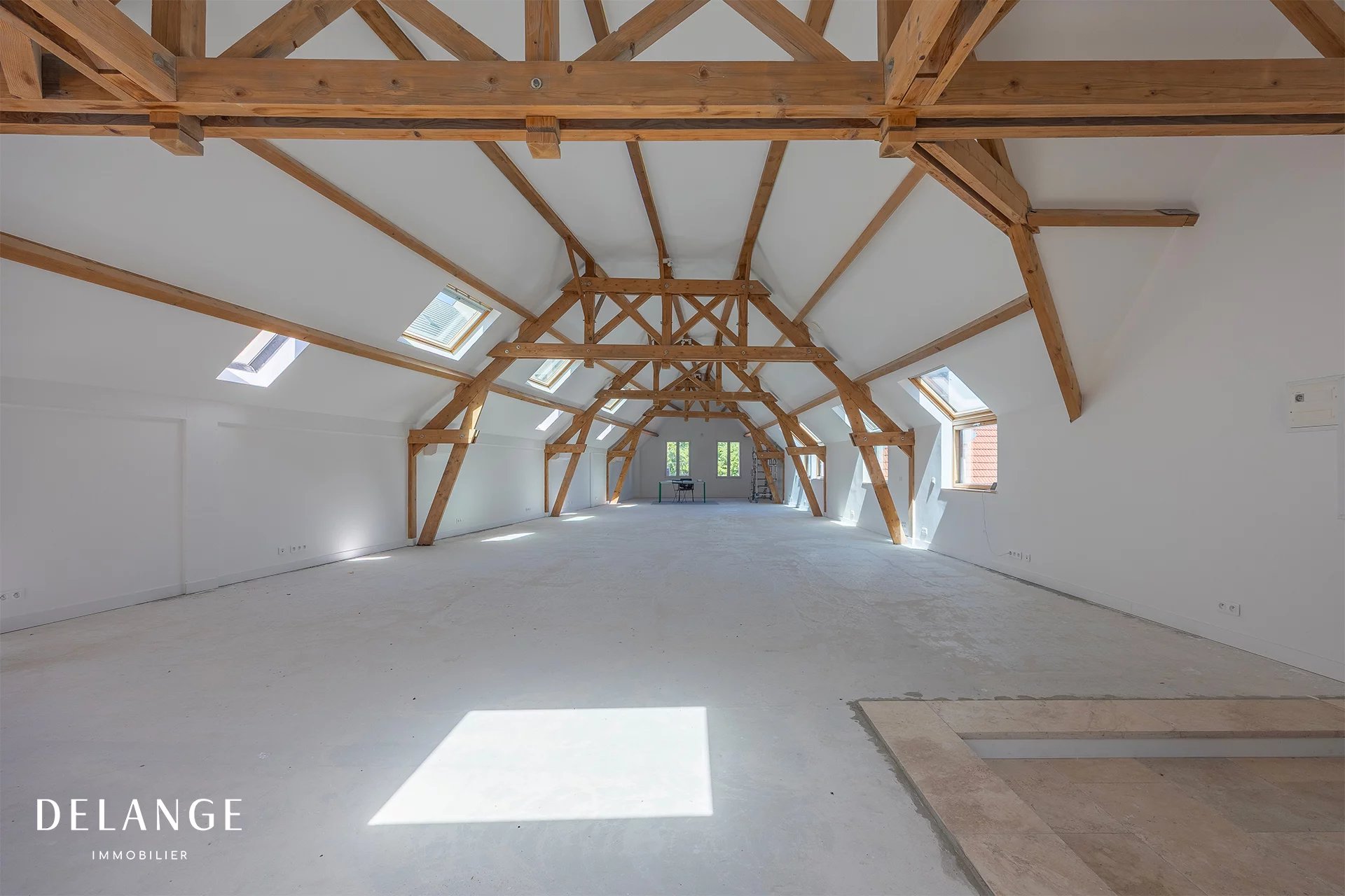 Loft 177 m² EPC A · Mixed use