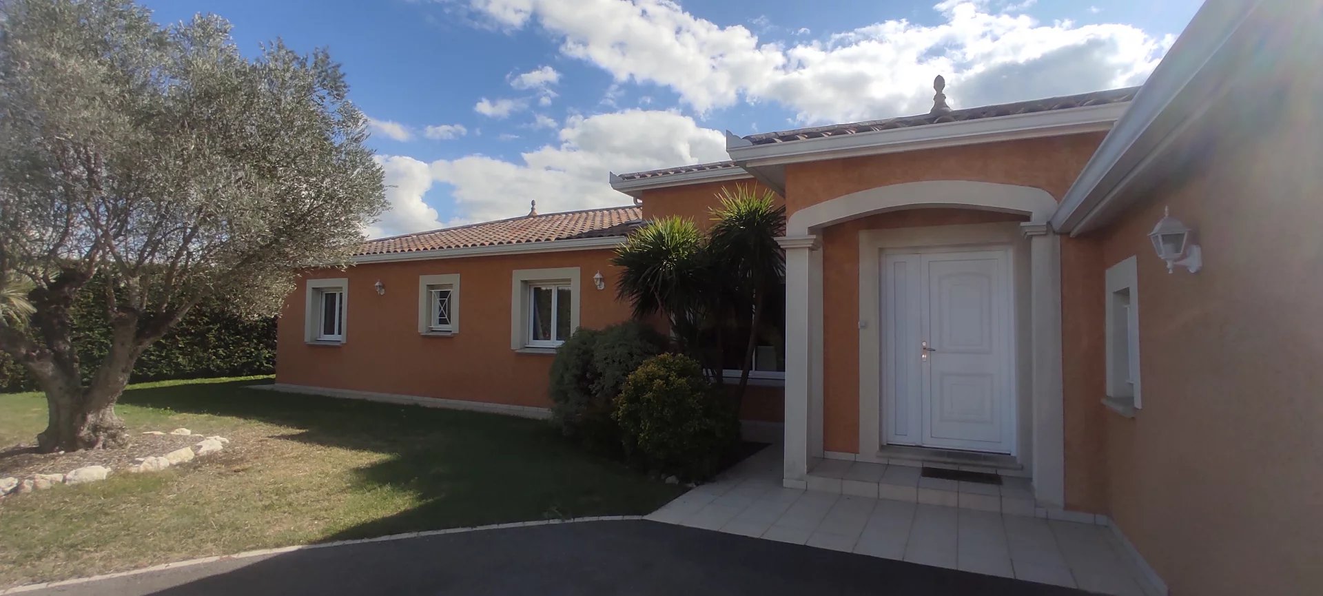Maison de 223 m² à SAUBENS