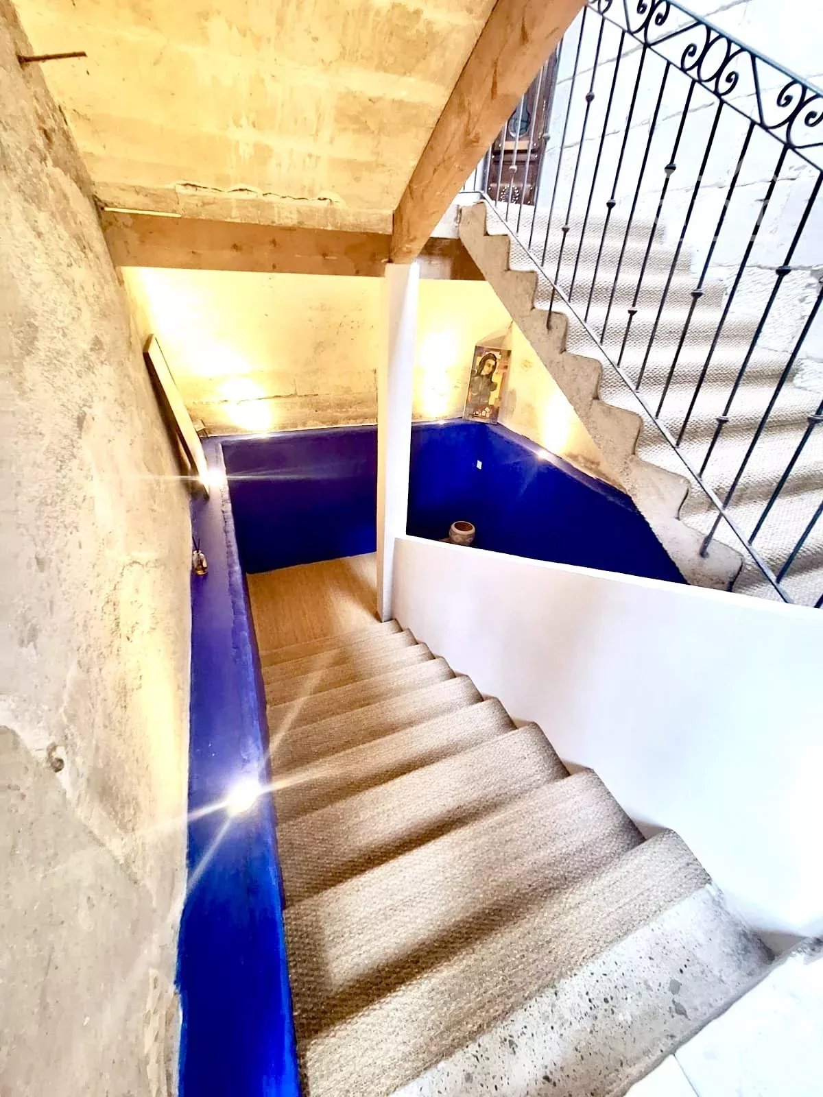 Ancien couvent du XVIIe siècle à Arles — 485 m² sur 5060 m² de terrain