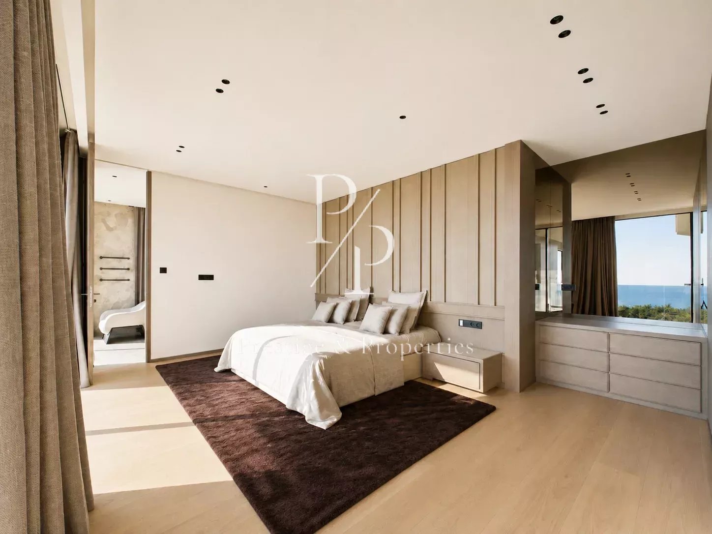 A vendre - Villa Neuve - 525m2 - Garage 10 voitures - Annexe - Vue mer panoramique - Super Cannes