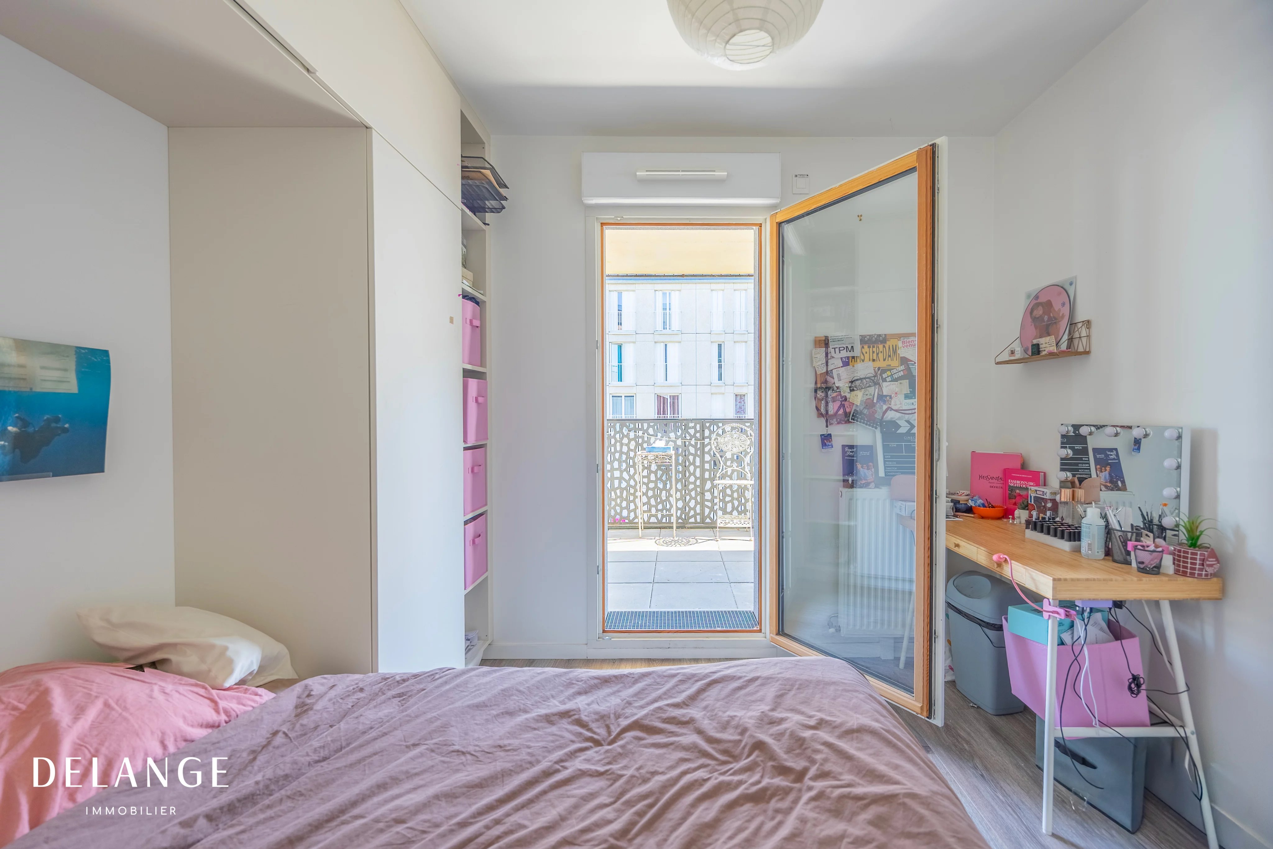 MAIRIE DE MONTREUIL - Appartement 3 pièces de 62,21m²