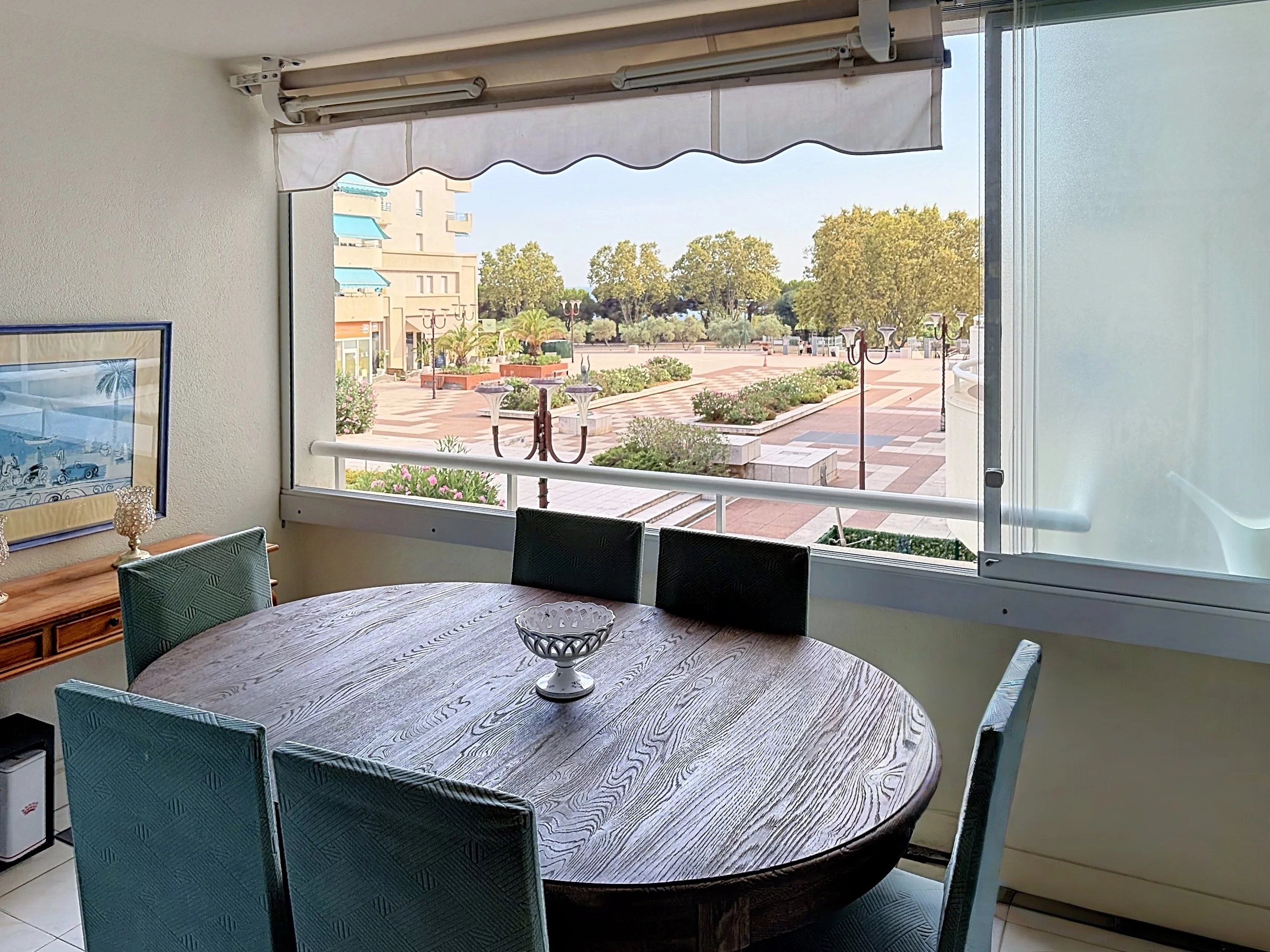 JUAN LES PINS - ENSEMBLE DE DEUX APPARTEMENTS – 102M2 - PISCINE PARC