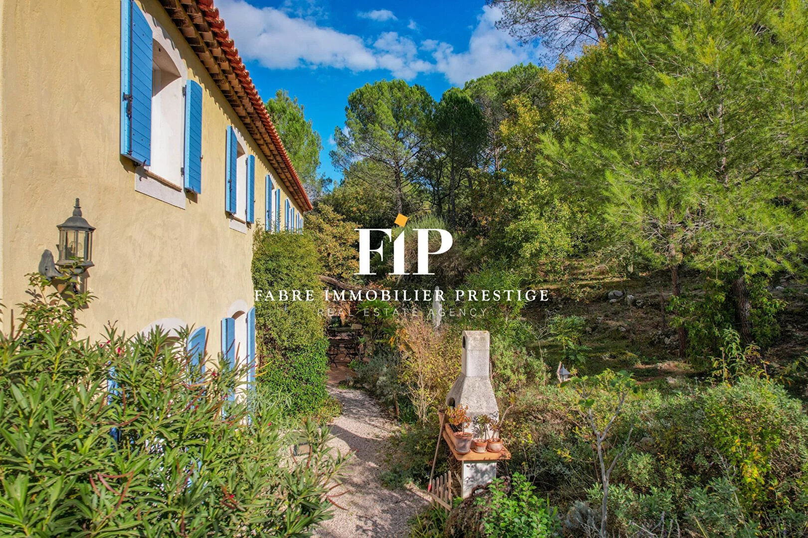 Bastide de charme à Bras 12 pièce(s) 341 m2