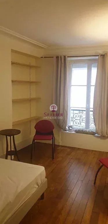 Appartement 3 Pièces 2 Chambres Coliving Paris 13e — Gobelins / Bd Arago — Salle de bain rénovée, Calme sur cour, Haussmannien