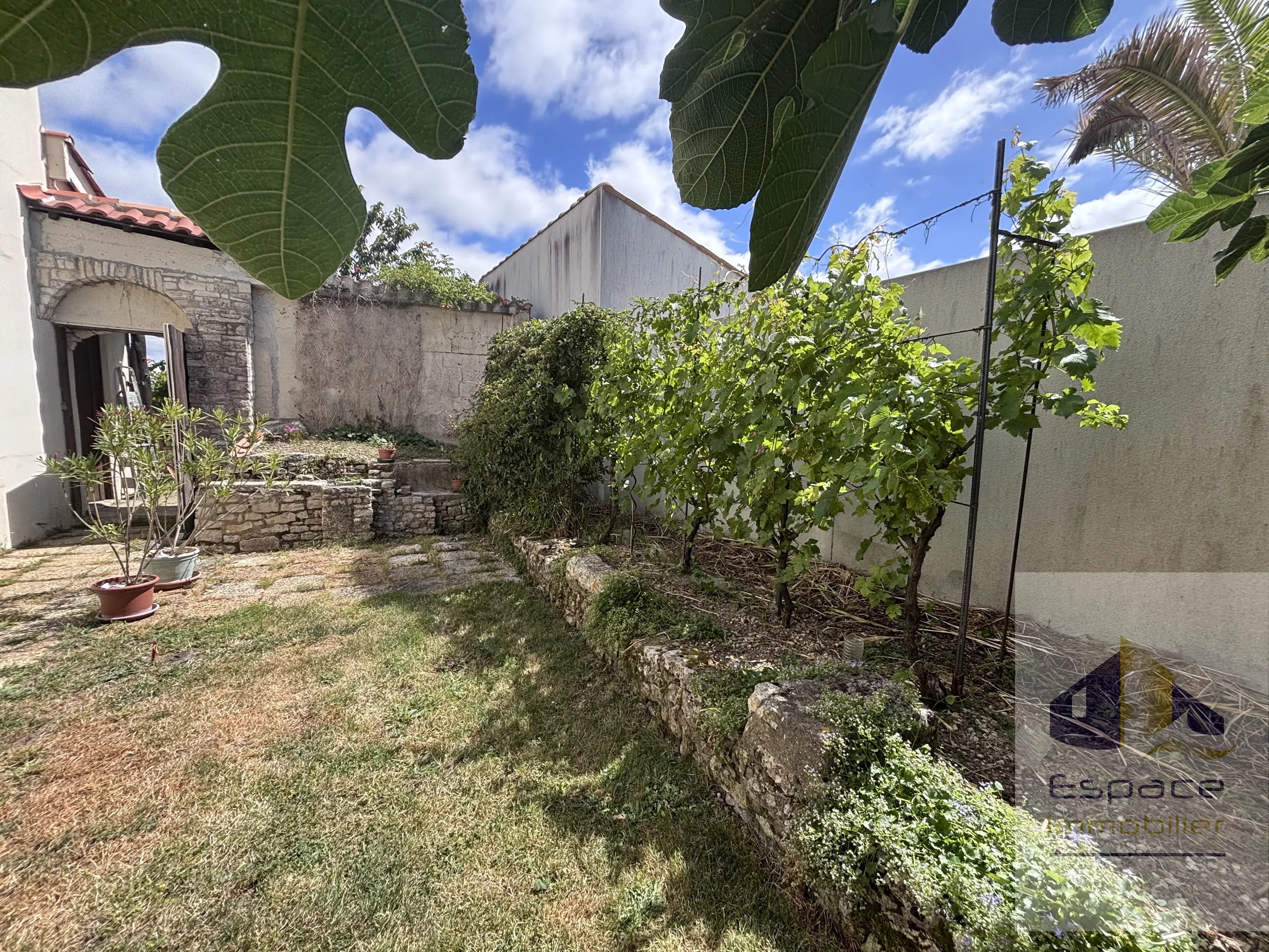 Maison familiale dans le centre d'Aigrefeuille D'Aunis