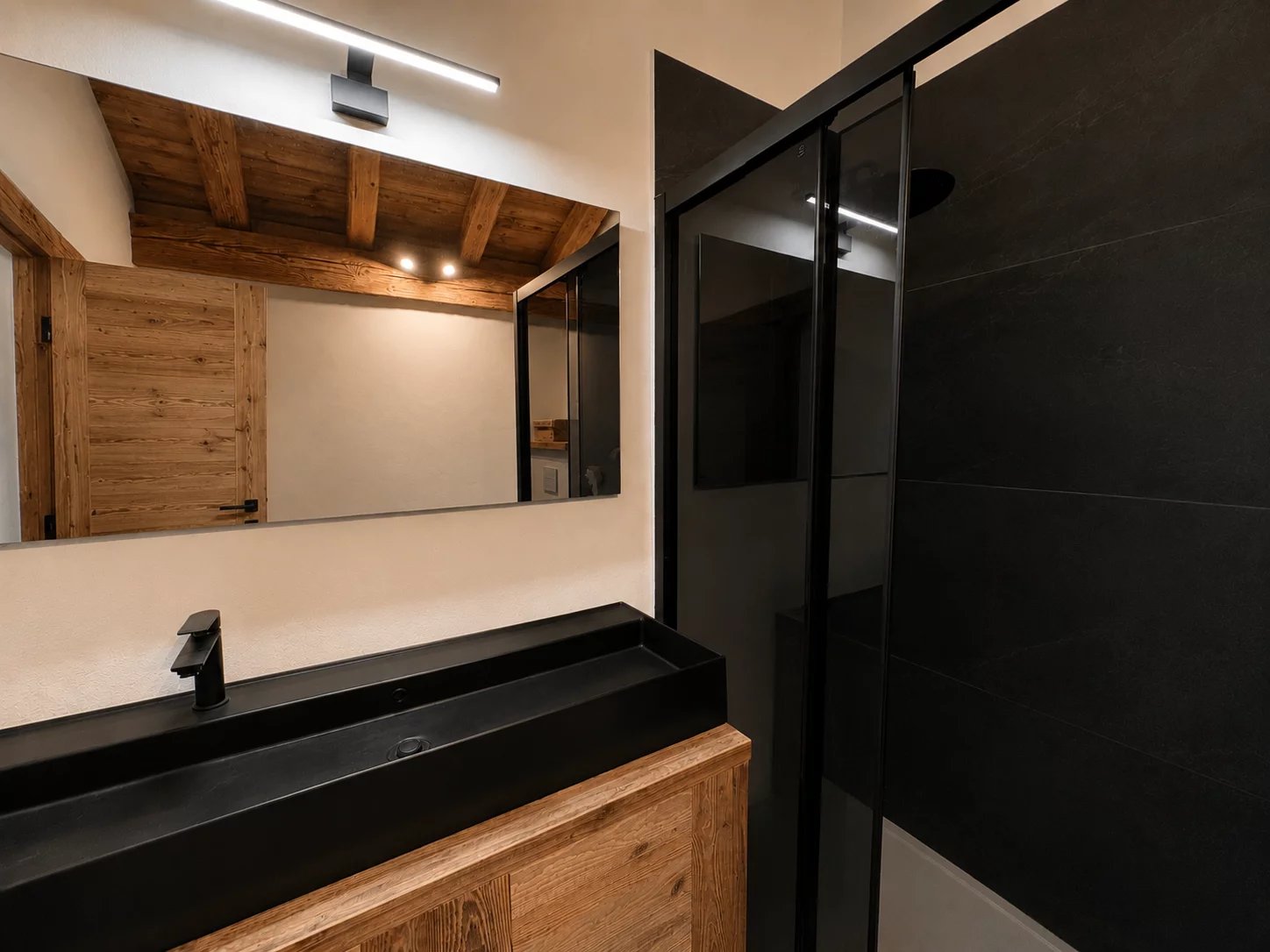 LES CLÉS DE MEGÈVE VOUS PROPOSE – CHALET D’EXCEPTION AUX PORTES DE COMBLOUX ET CORDON