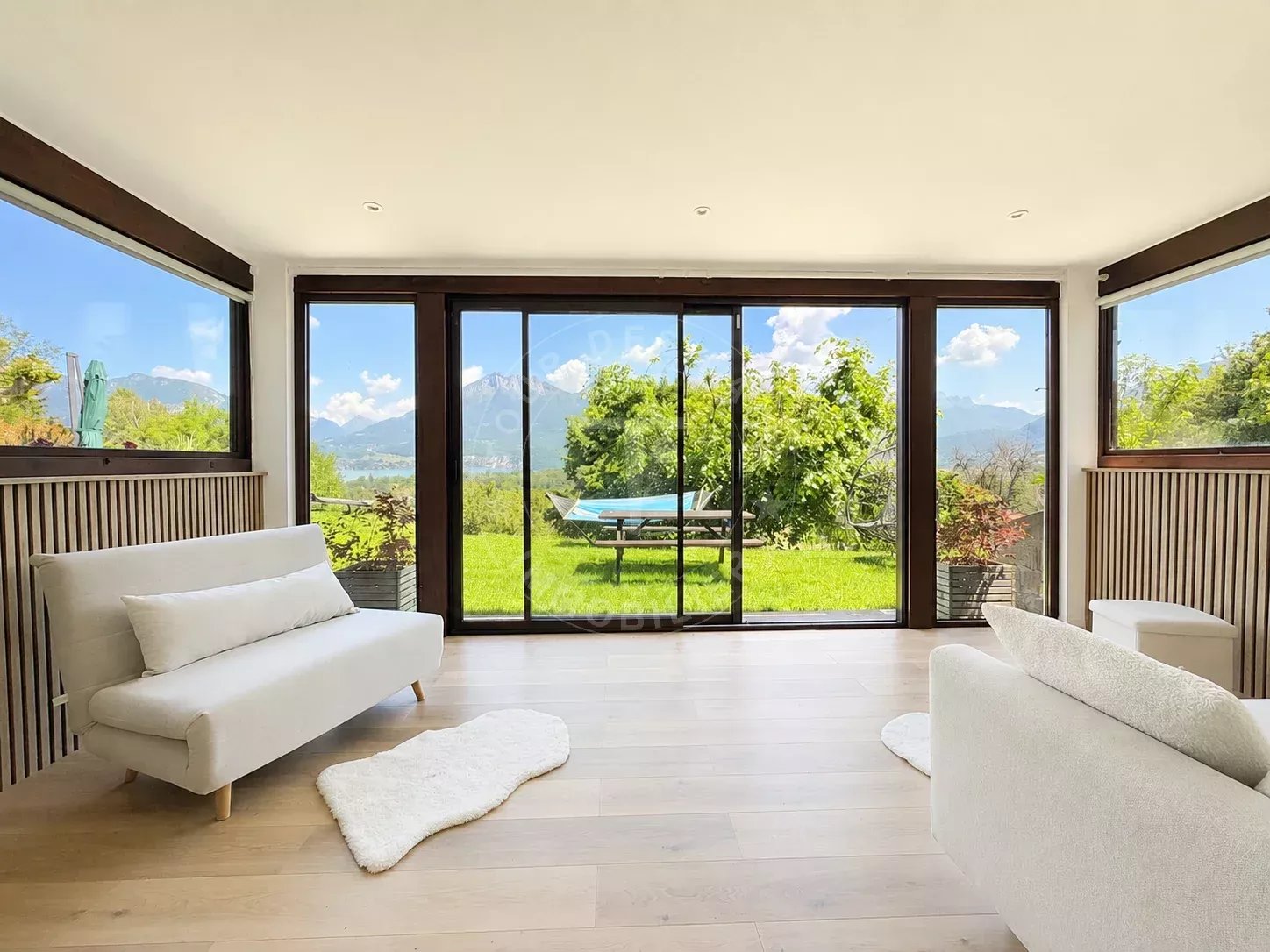 SOUS-OFFRE - Chalet vue panoramique sur le lac d’Annecy – Sevrier