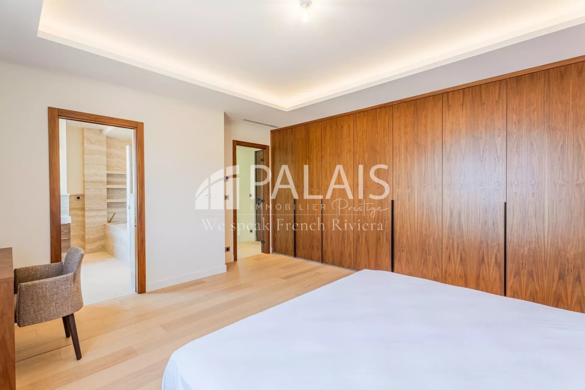 Villa contemporaine neuve proche de Monaco