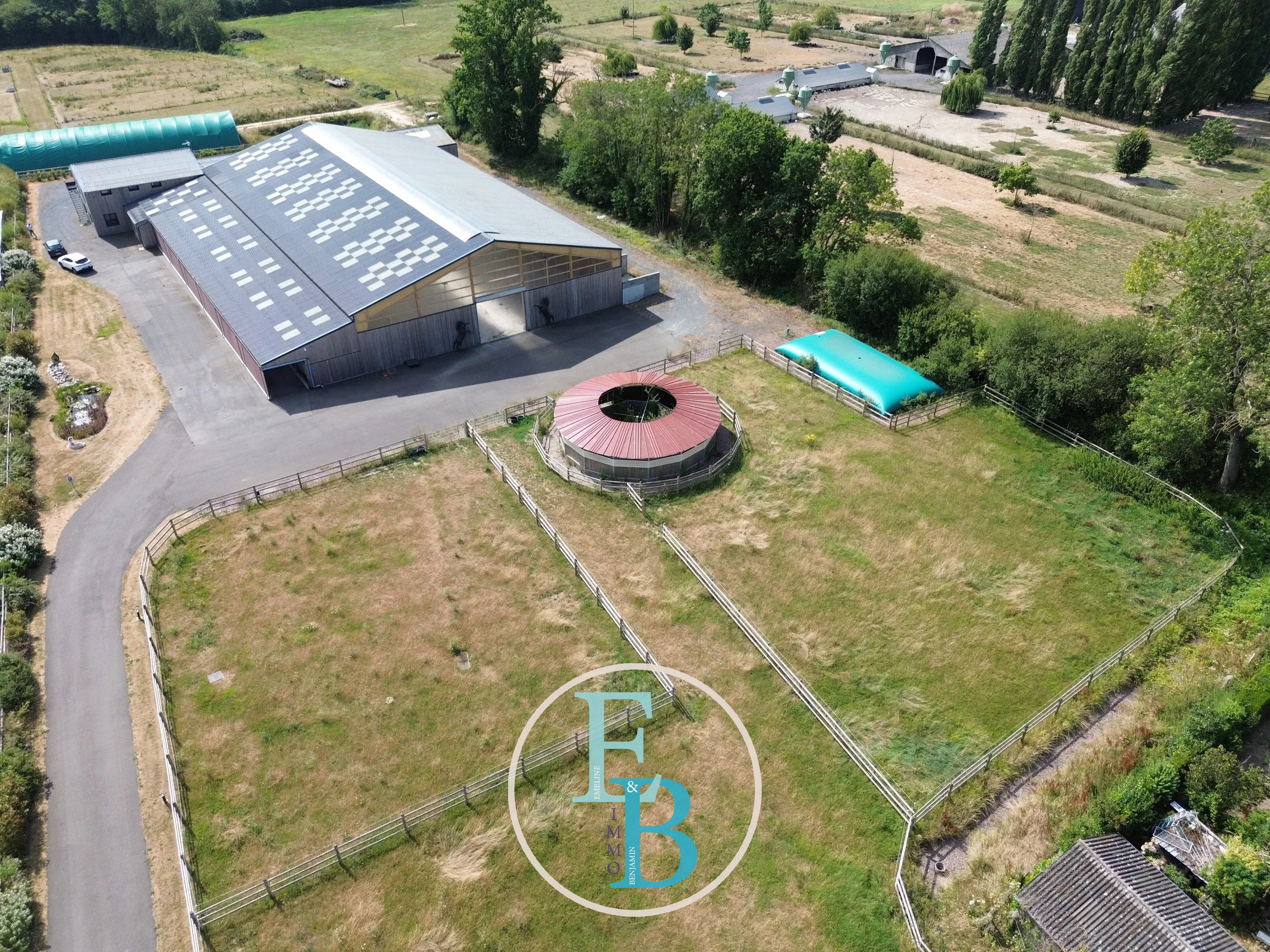 GRANGUES (PAYS D'AUGE) - CENTRE D'ENTRAINEMENT ET DE REEDUCATION EQUIN AVEC BALNEOTHERAPIE