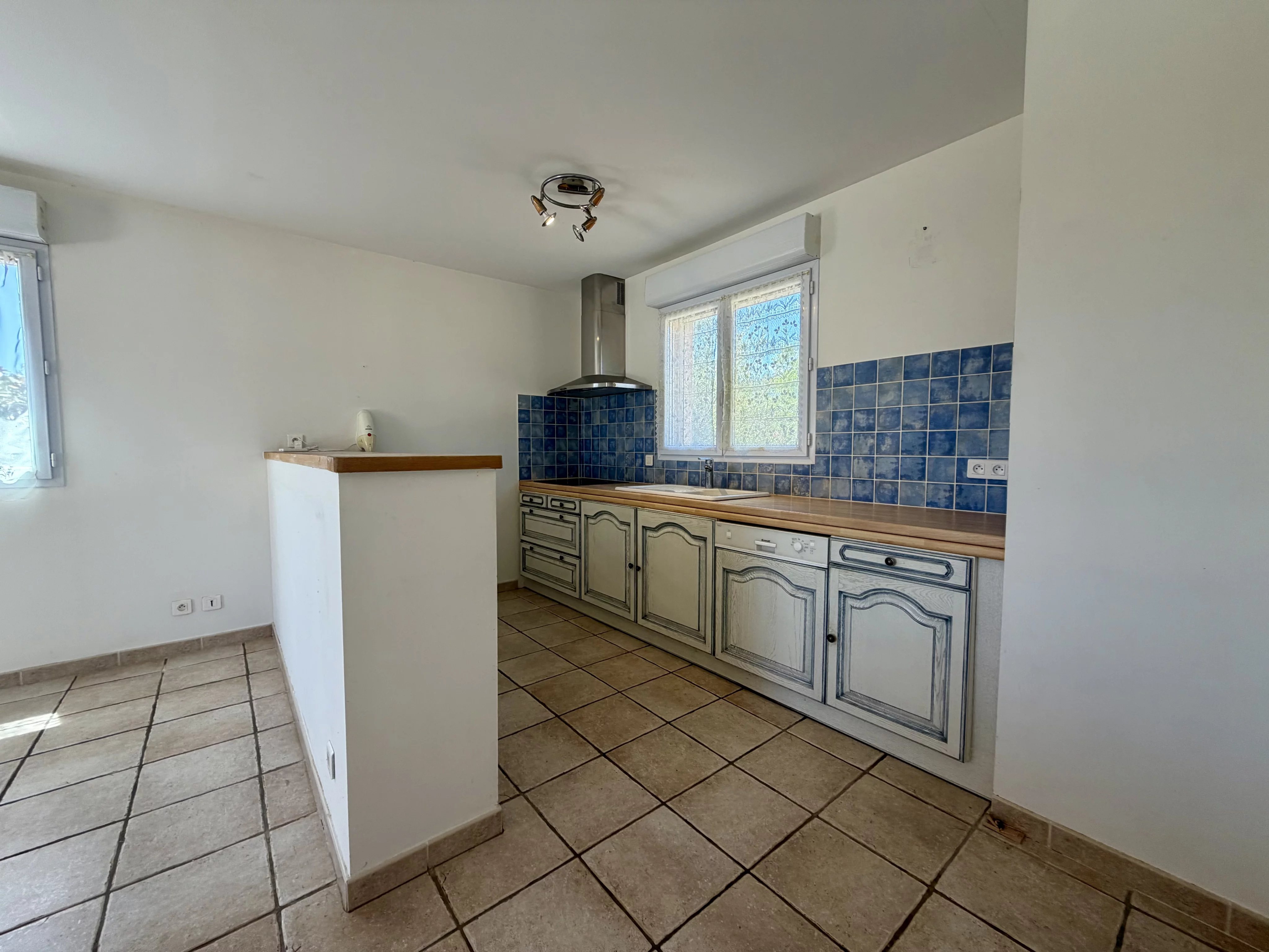 T4 House with Garage in Sainte Lucie