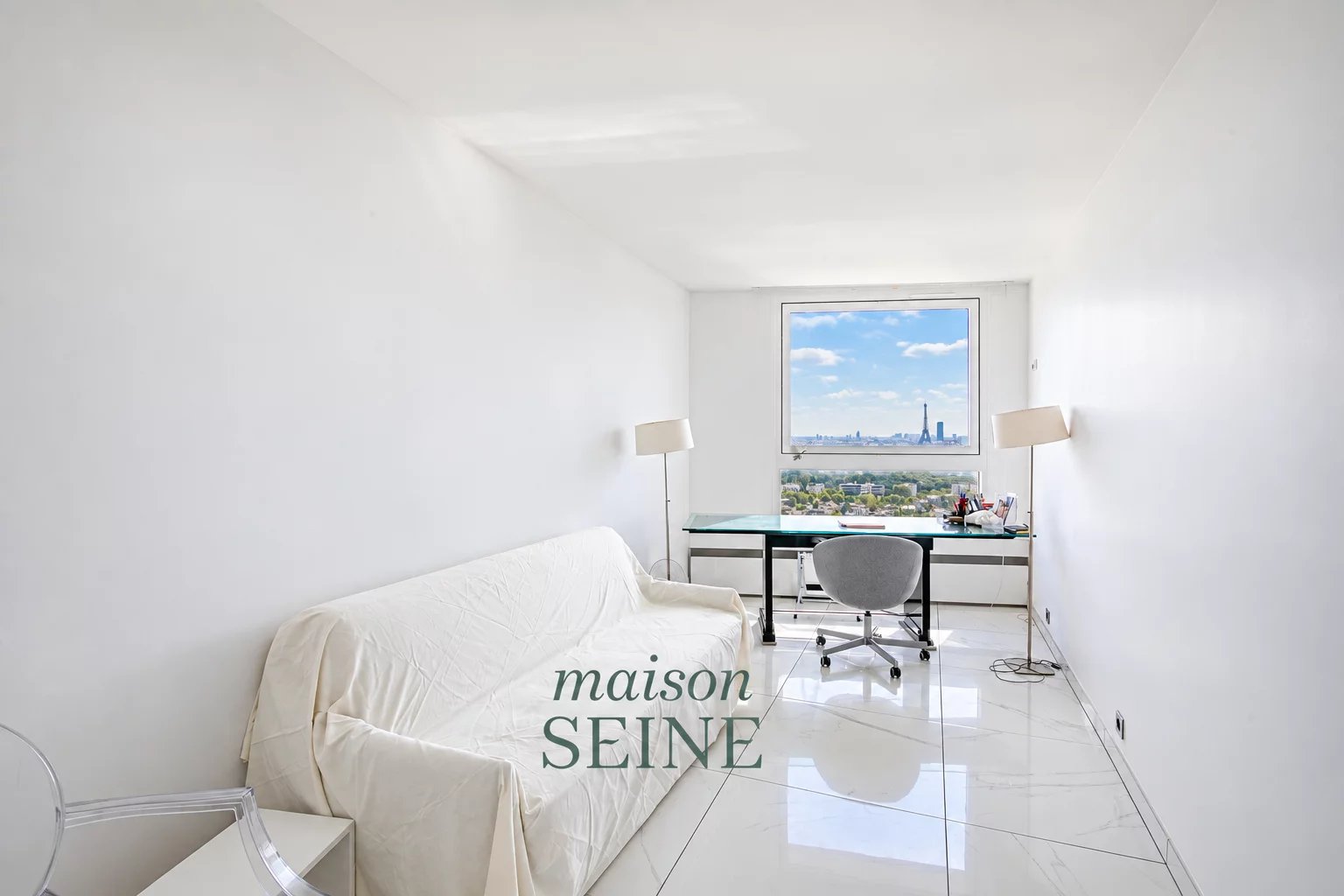 Puteaux Tour France - Appartement 4 pièces en étage élevé
