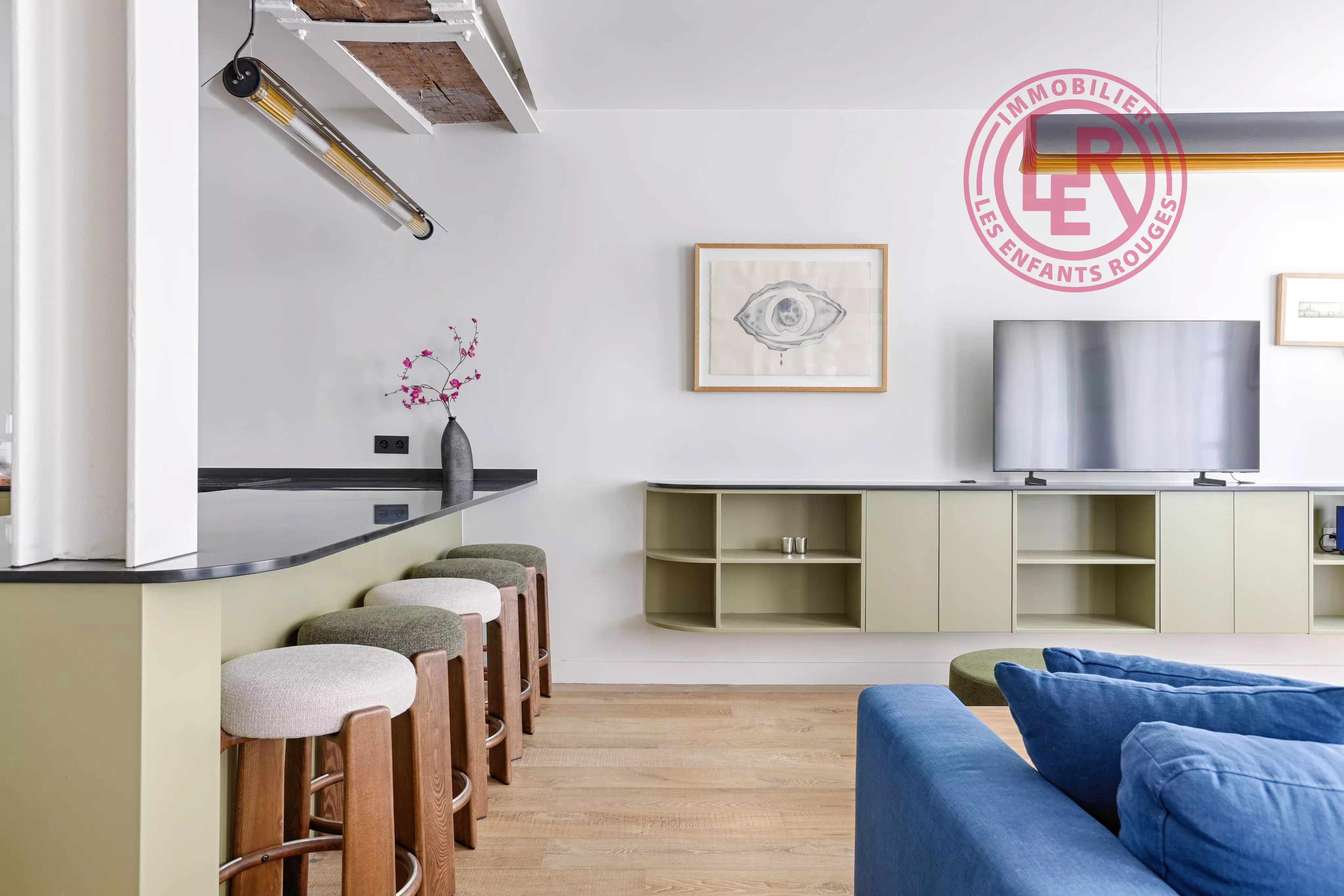 Paris 3rd - Enfants Rouges District - Exceptional Quiet Apartment, Fully Renovated